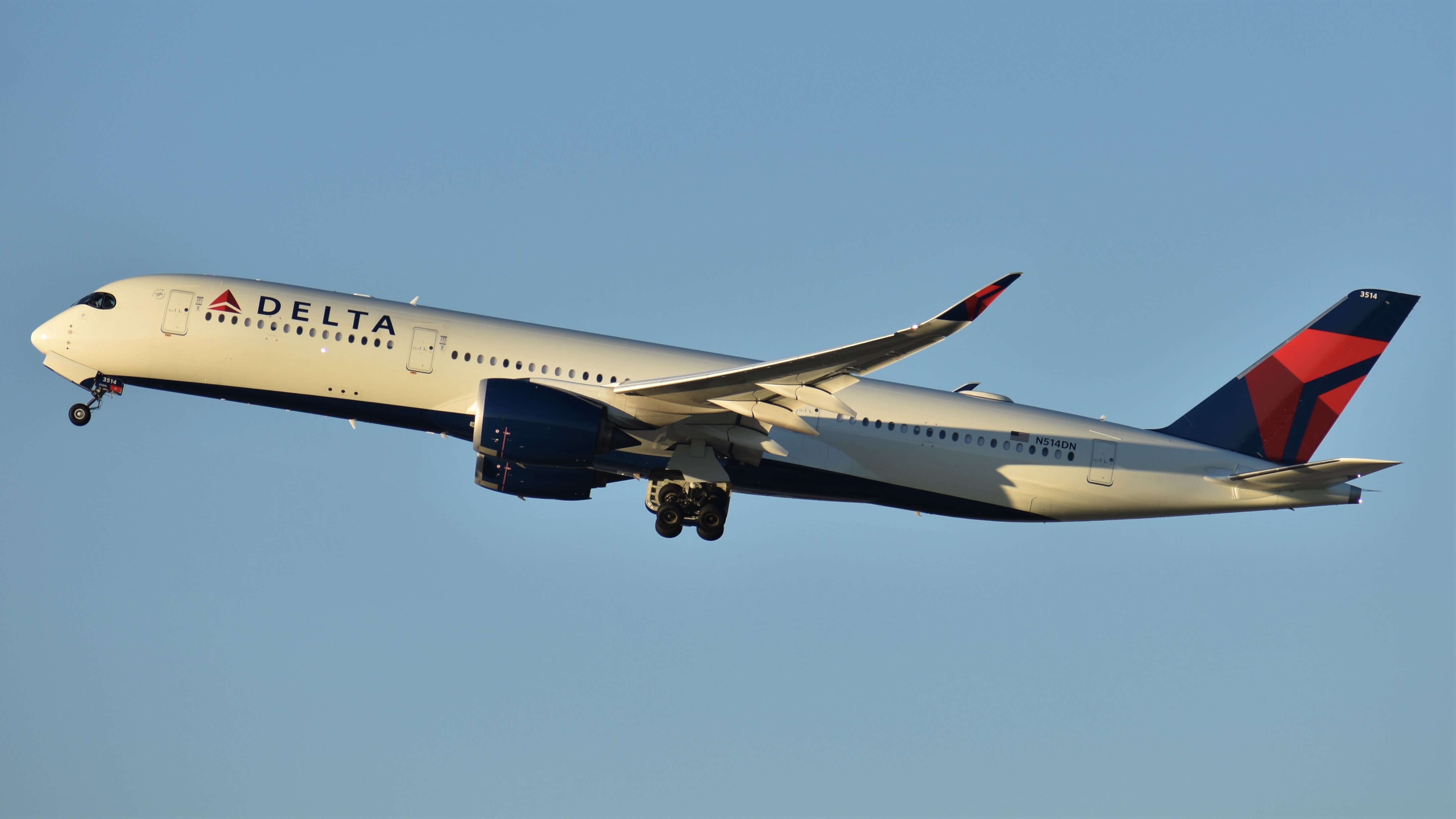 Full size: Delta Airlines Airbus A350-900 N514DN at Hartsfield-Jackson Atlanta International Airport