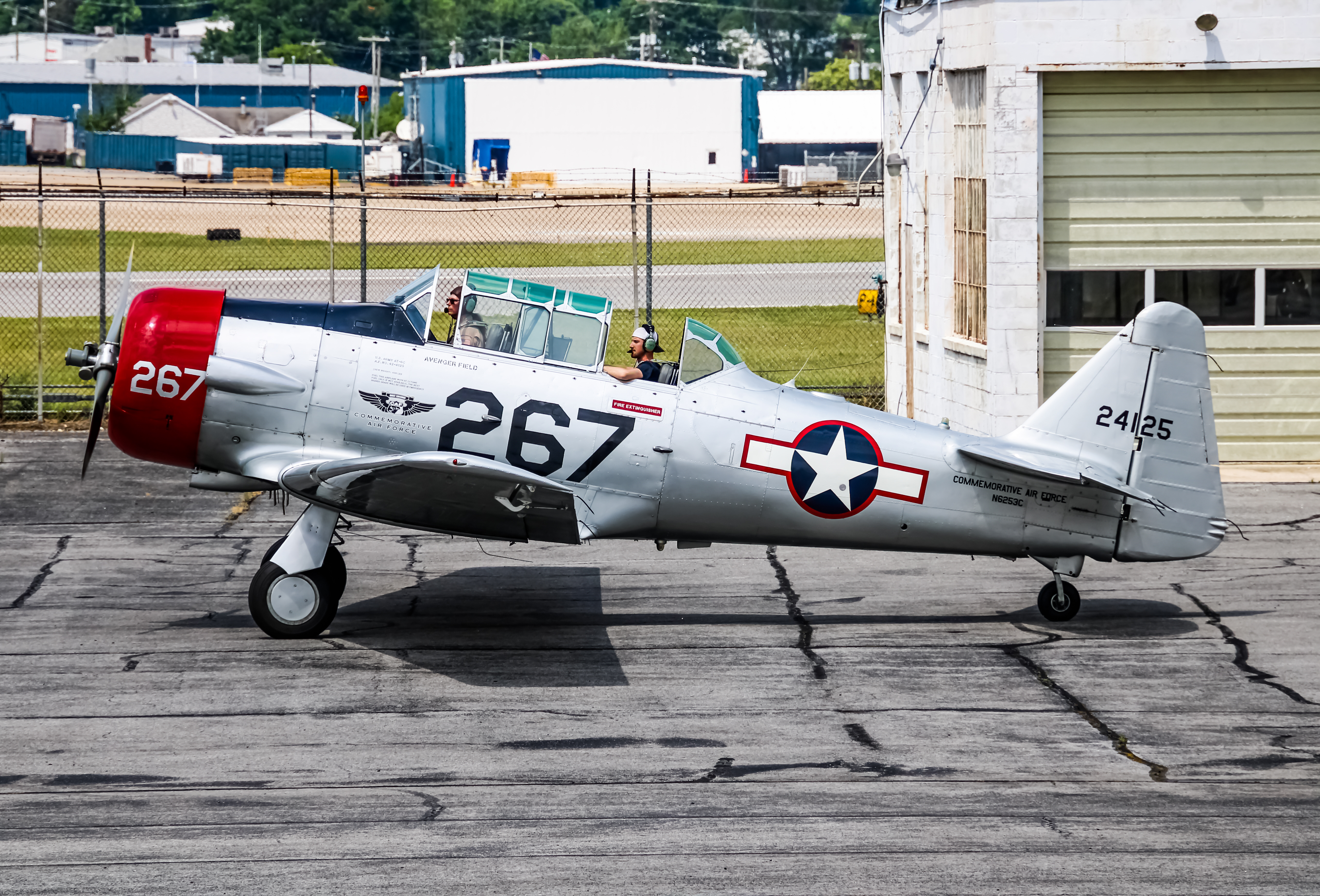 Full size: PRIVATE North American T-6 Texan N6253C at Hagerstown Regional Airport-Richard A Henson Field