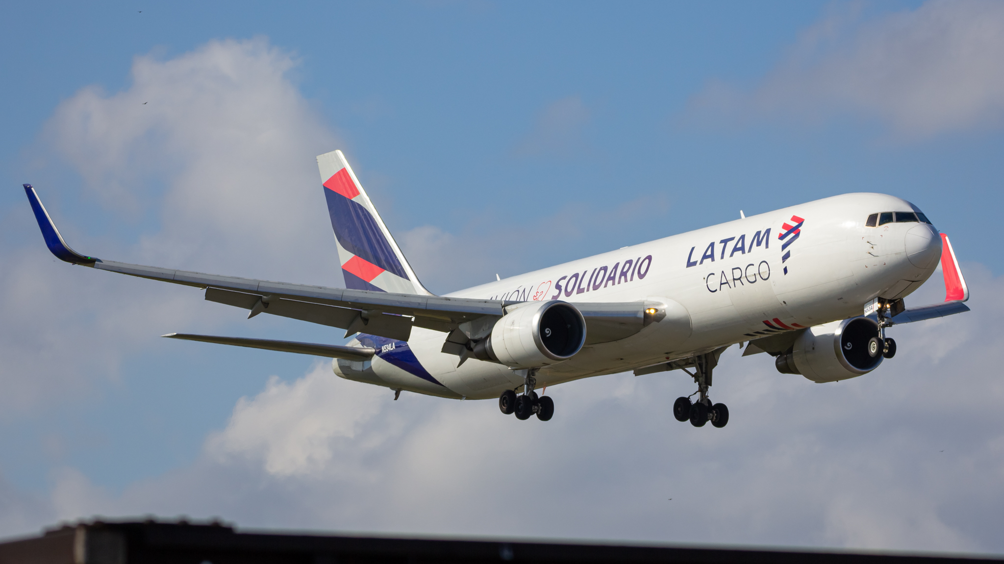Full size: LATAM Boeing 767-300F N534LA at Miami International Airport