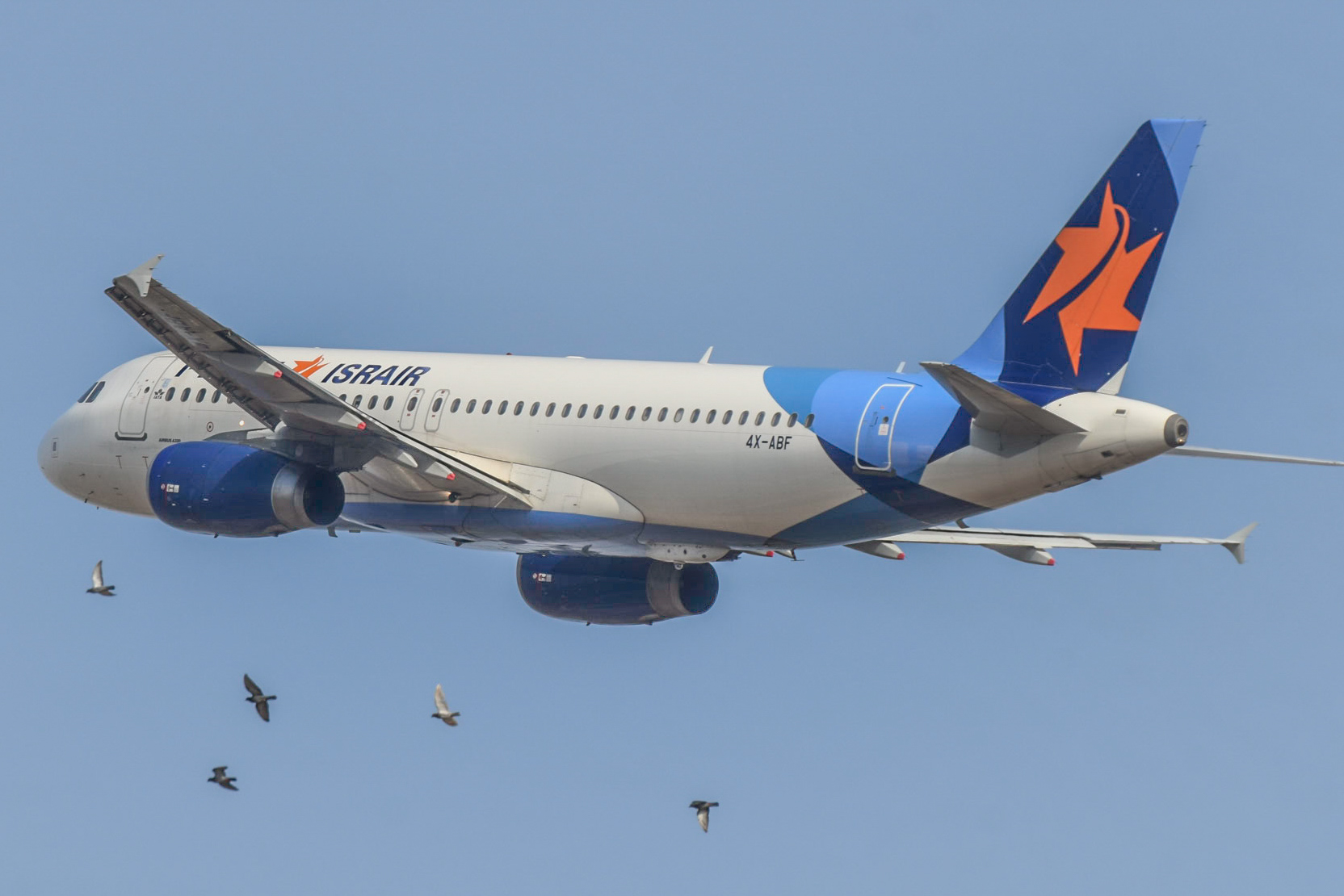 Full size: Israir Airbus A320 4X-ABF at Tel Aviv-Ben Gurion Airport