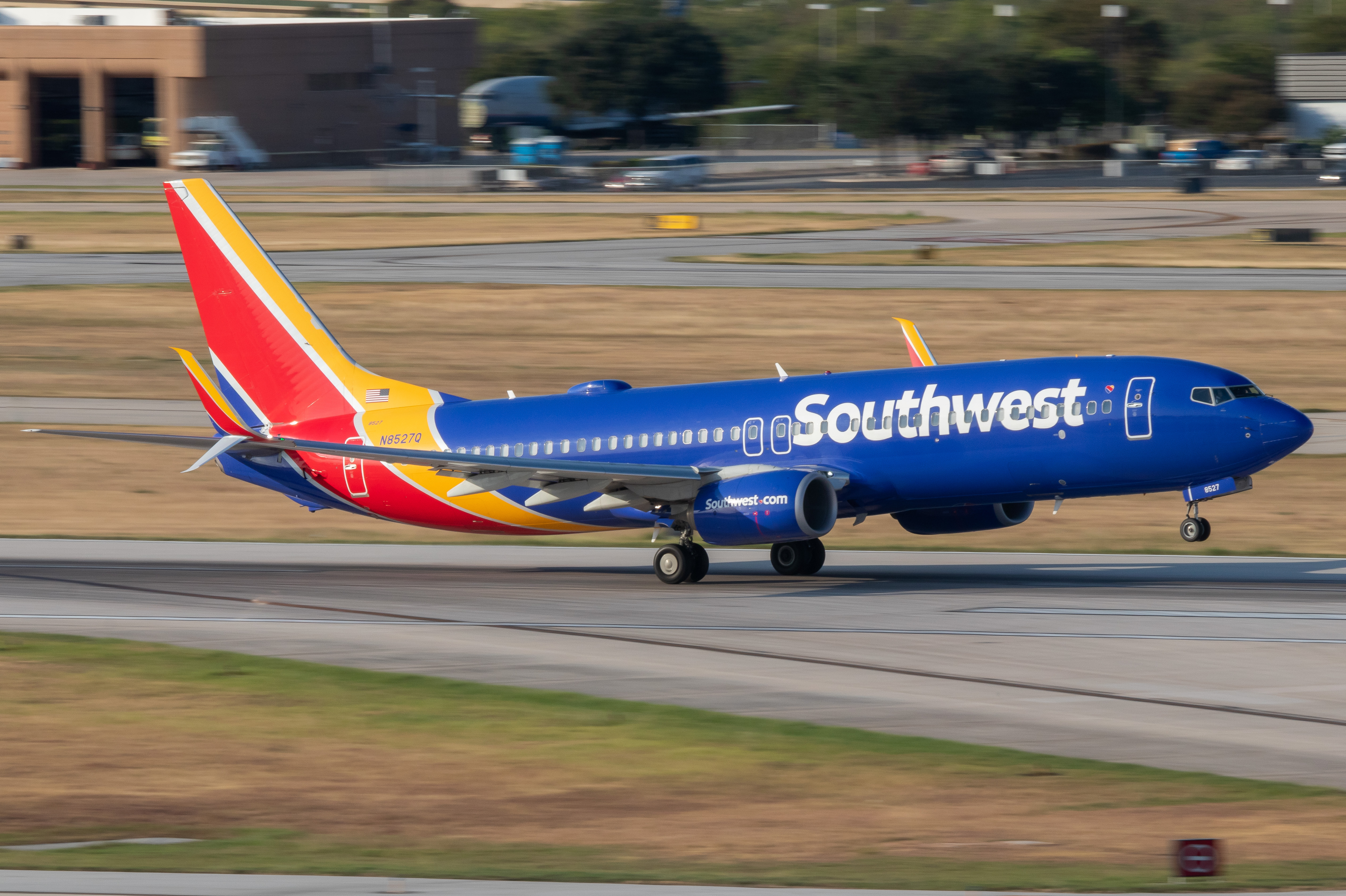 Full size: Southwest Airlines Boeing 737-800 N8527Q at San Antonio International Airport