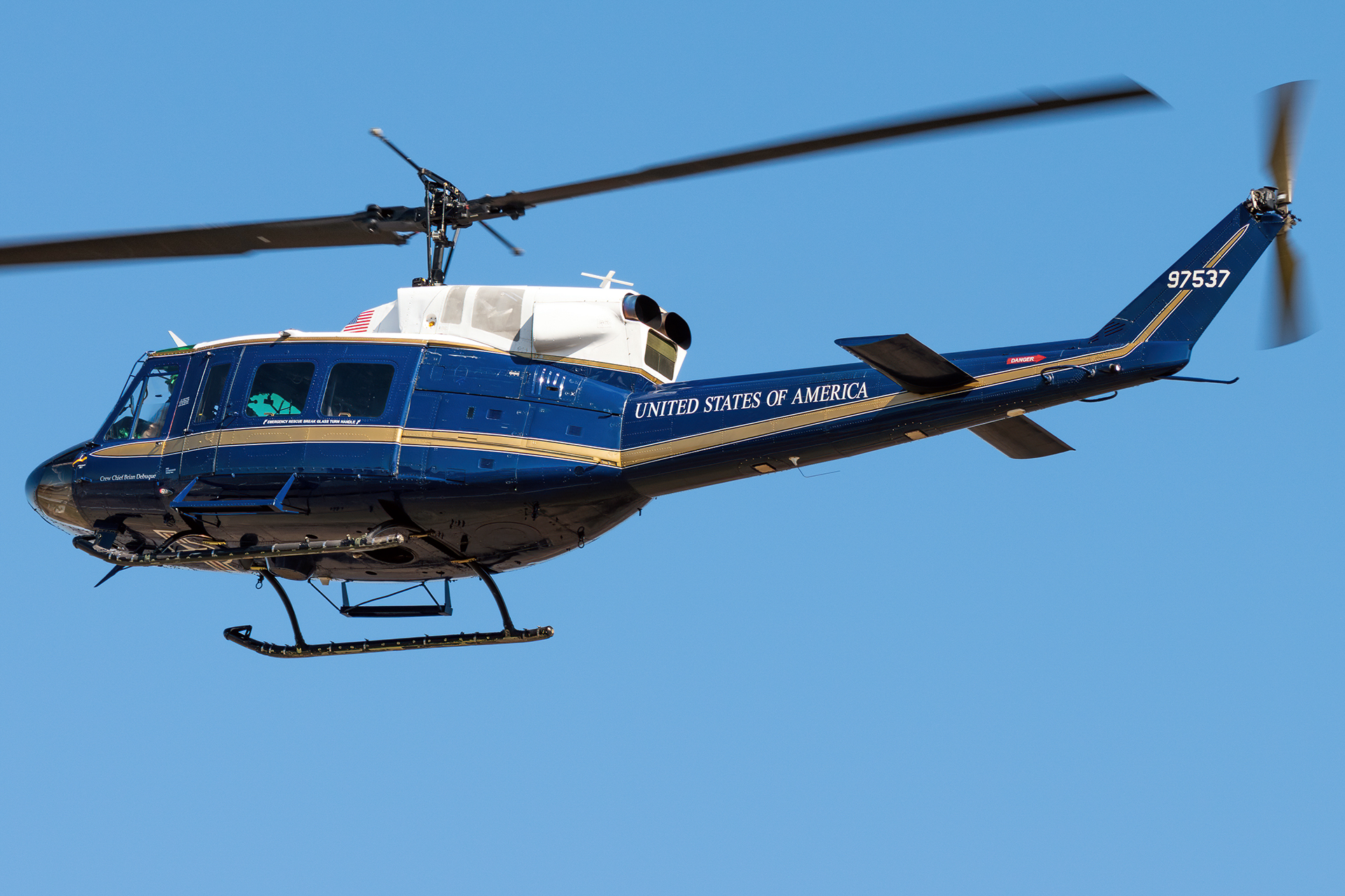 Full size: USAF - United States Air Force Bell UH-1 Huey/Iroquois  69-7537 at College Park Airport