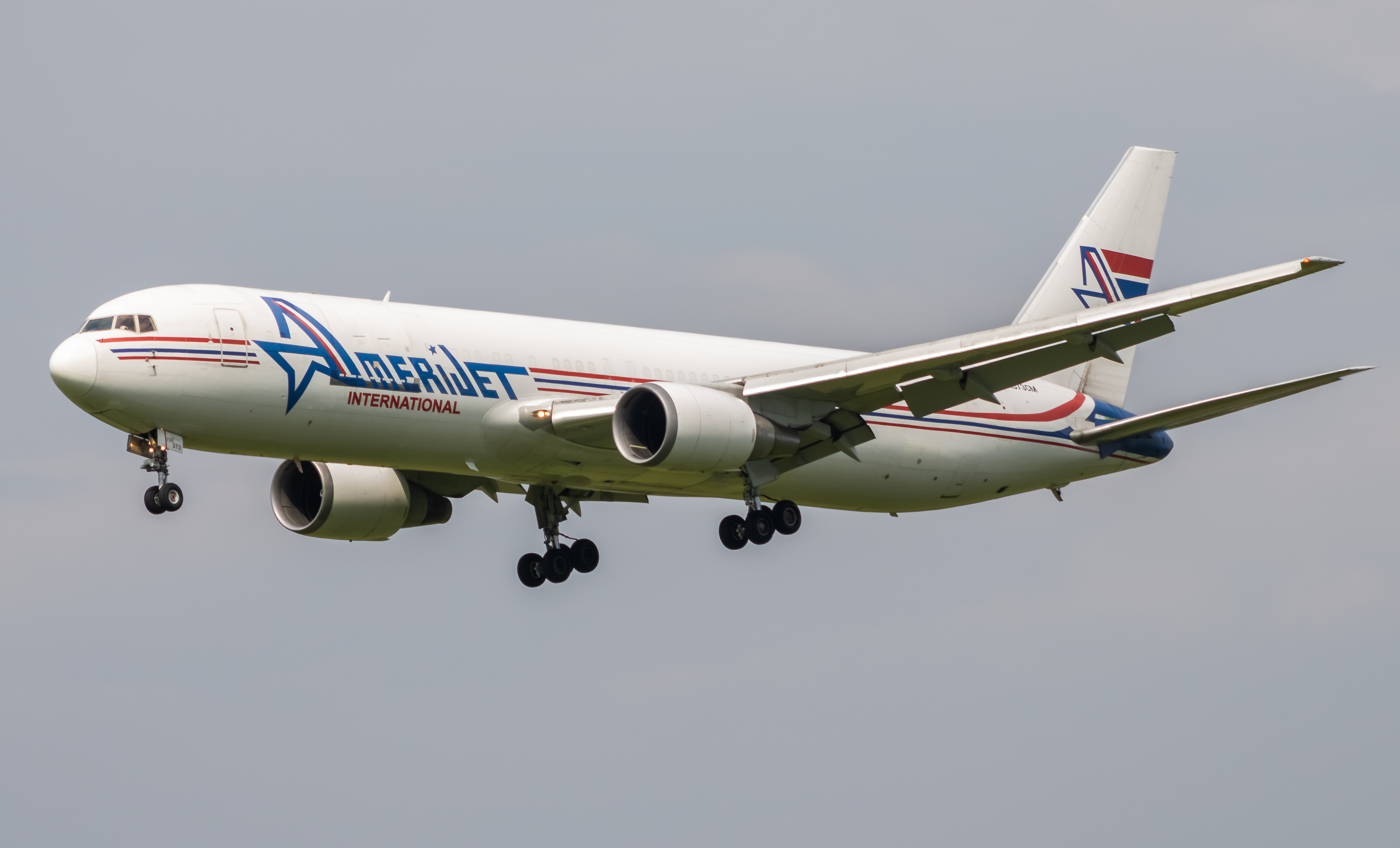 Full size: Amerijet Boeing 767-300F N373CM at Philadelphia International Airport