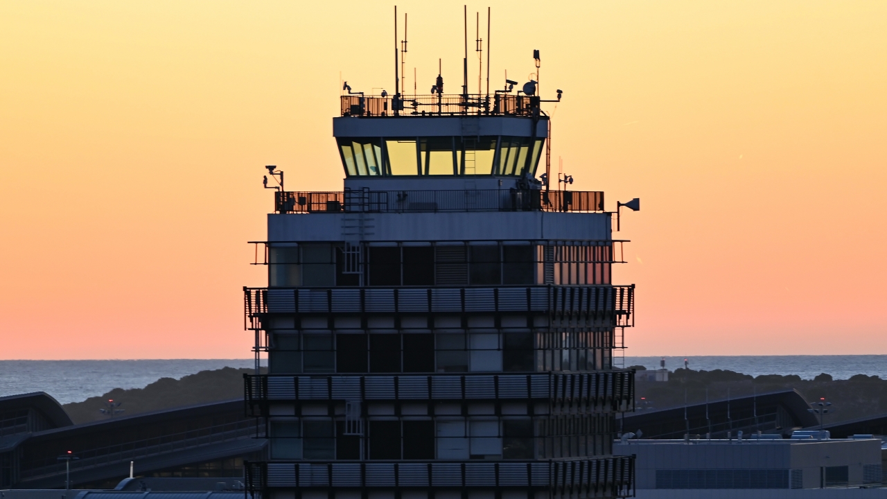 Full size: Airport Photo KLAX at Los Angeles International Airport