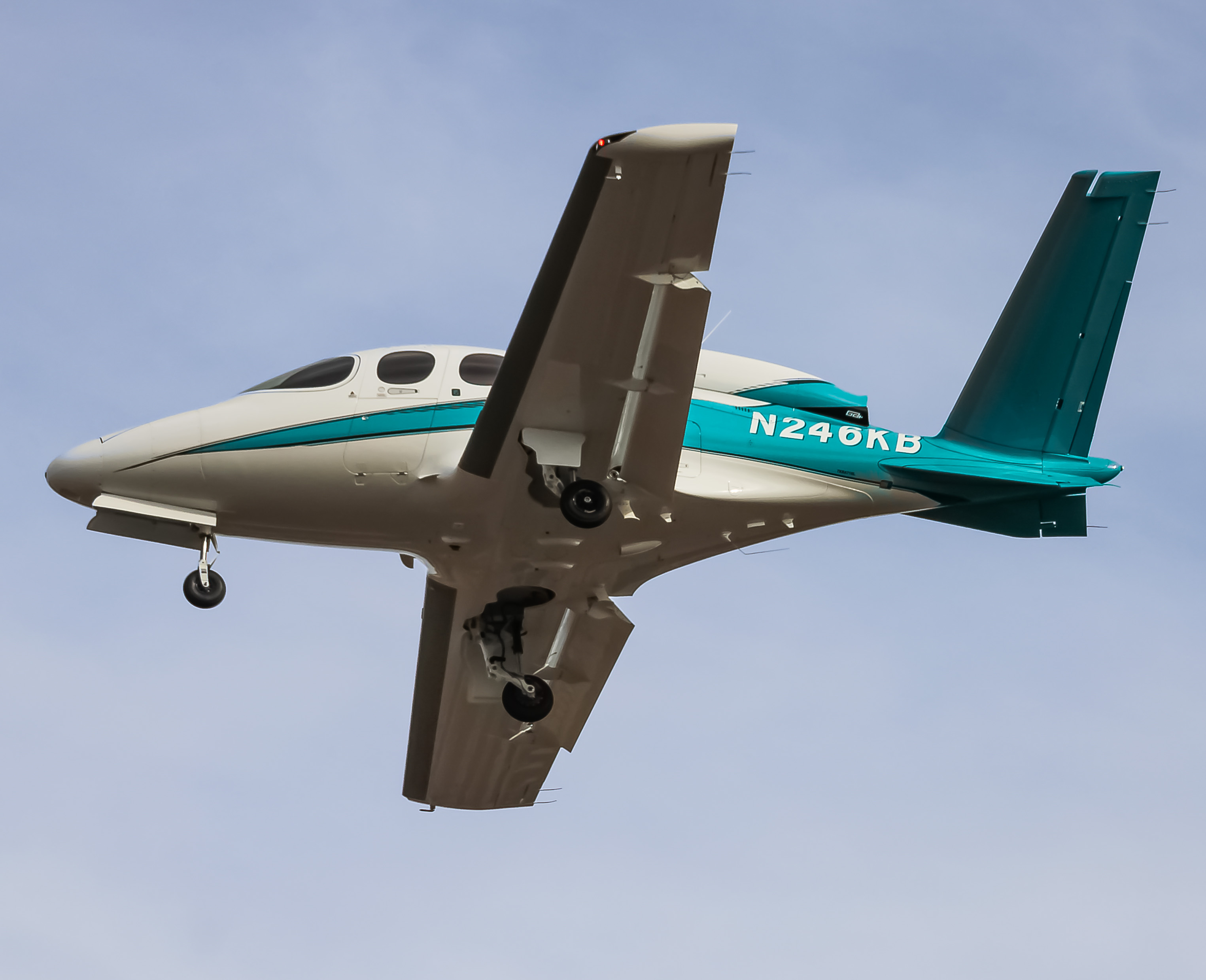 Full size: PRIVATE Cirrus Vision SF50 N246KB at Washington Dulles International Airport