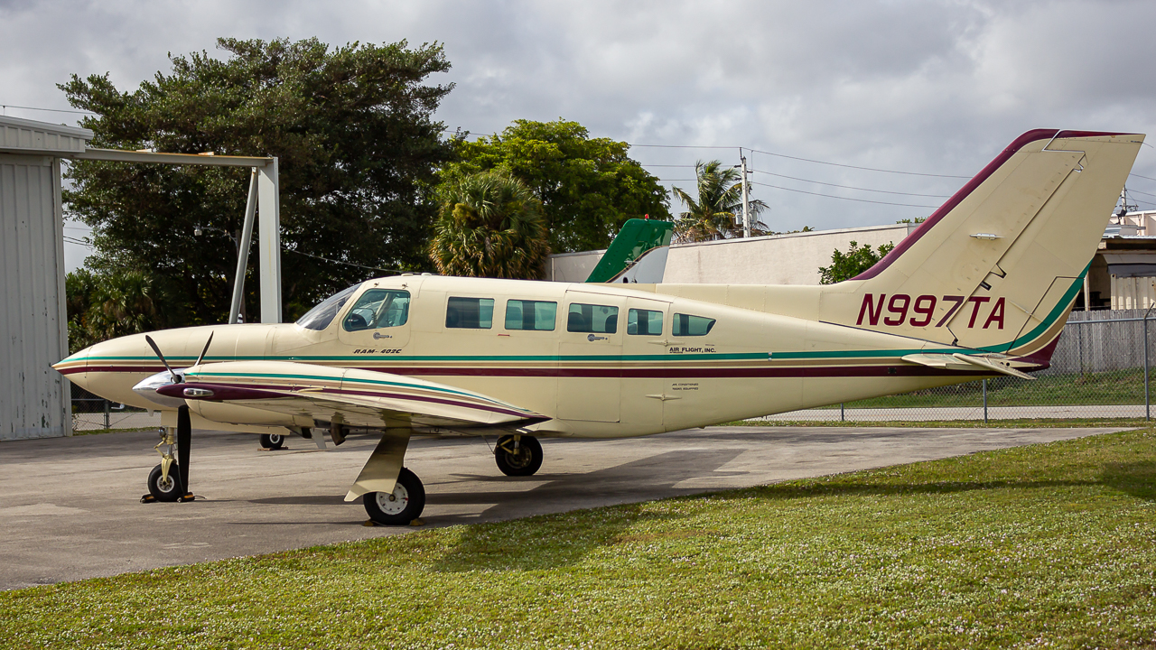 Full size: Air Flight INC. Cessna 402 N997TA at Fort Lauderdale Executive Airport