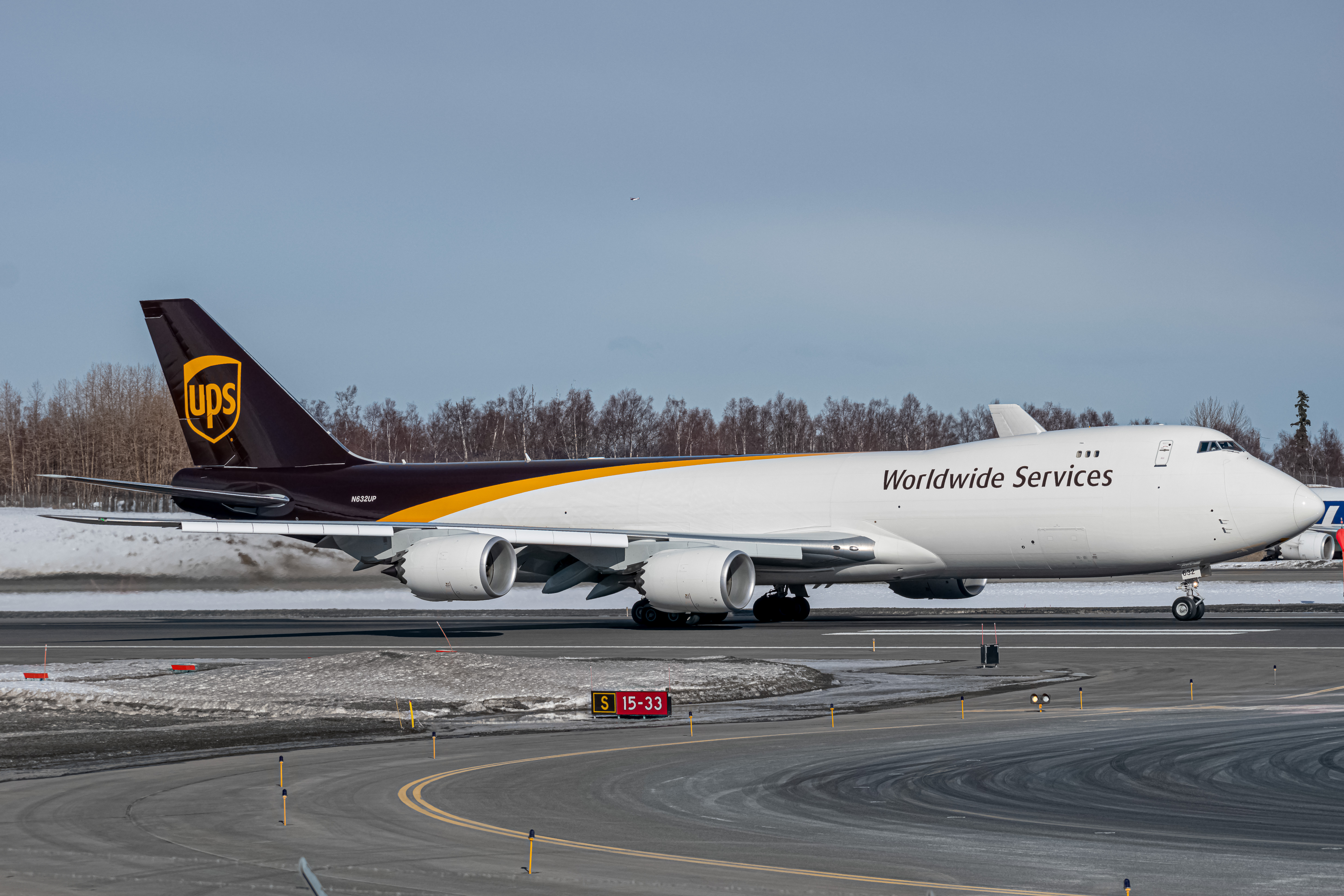 Full size: United Parcel Service Boeing 747-8F N632UP at Anchorage Ted Stevens International Airport