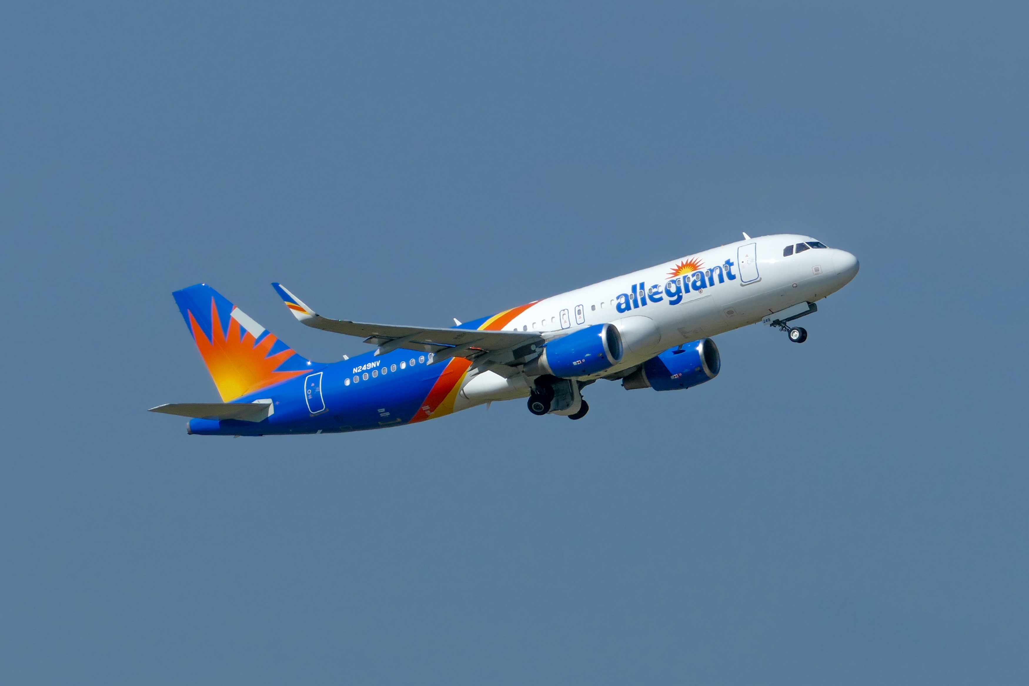 Full size: Allegiant Air Airbus A320 N249NV  at Austin-Bergstrom International Airport