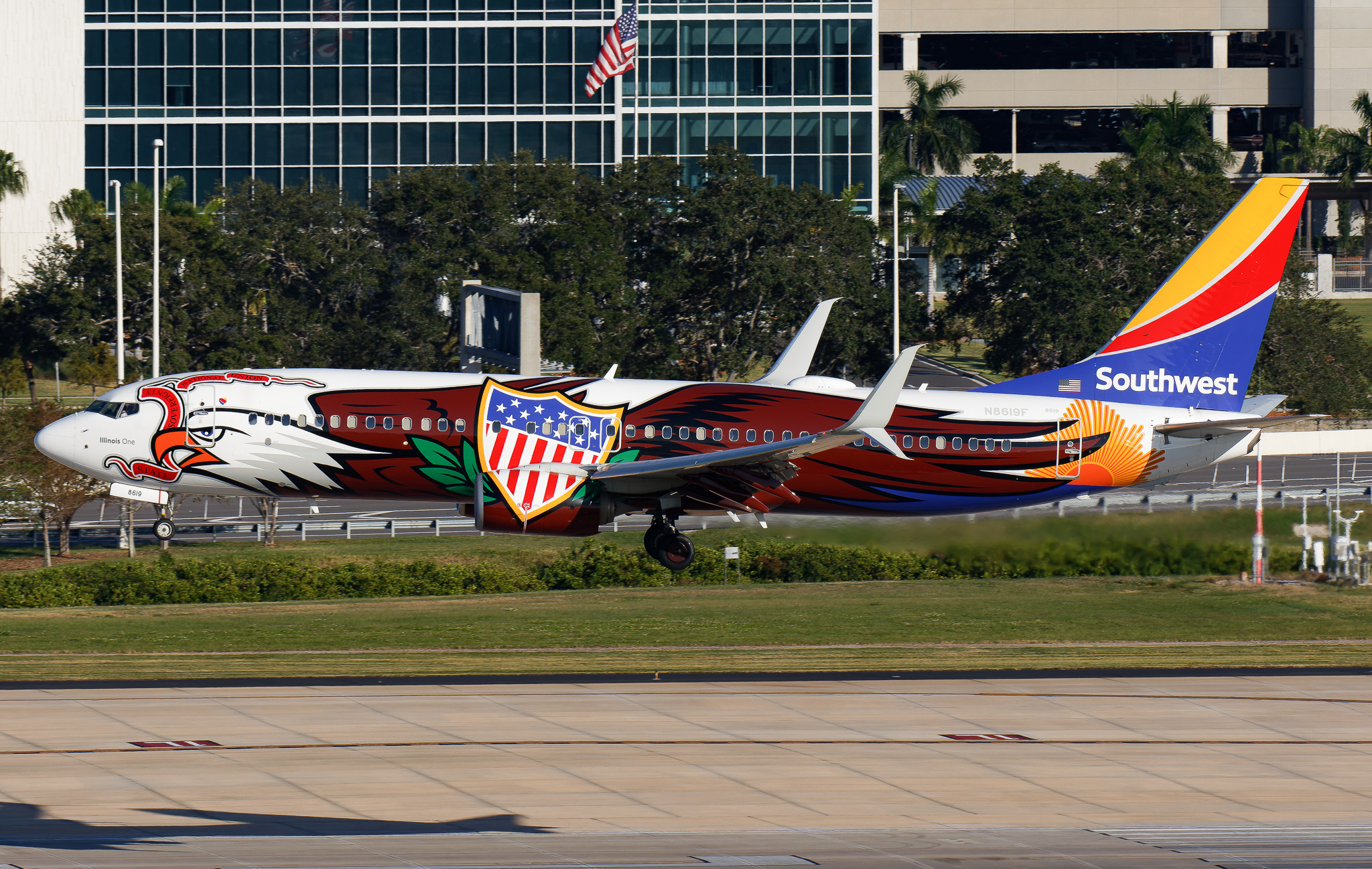 Full size: Southwest Airlines Boeing 737-800 N8619F at Tampa International Airport