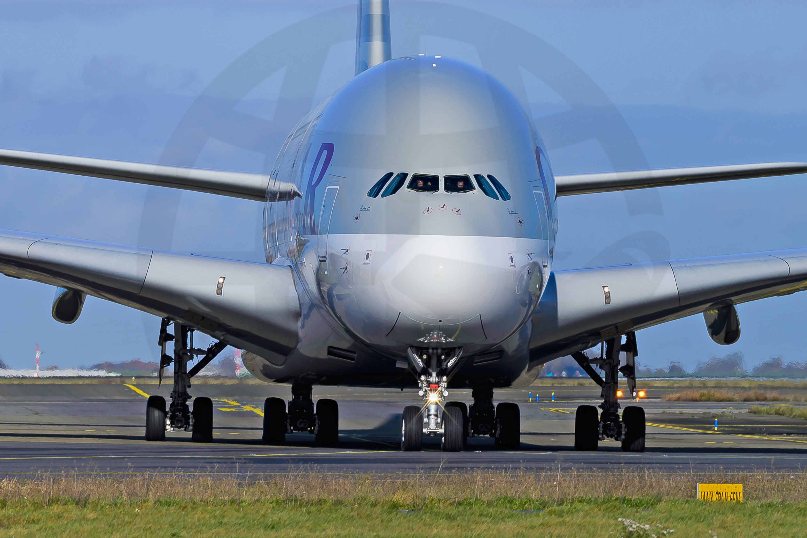 Full size: Qatar Airways Airbus A380-800 A7-APA  at Paris Charles de Gaulle Airport