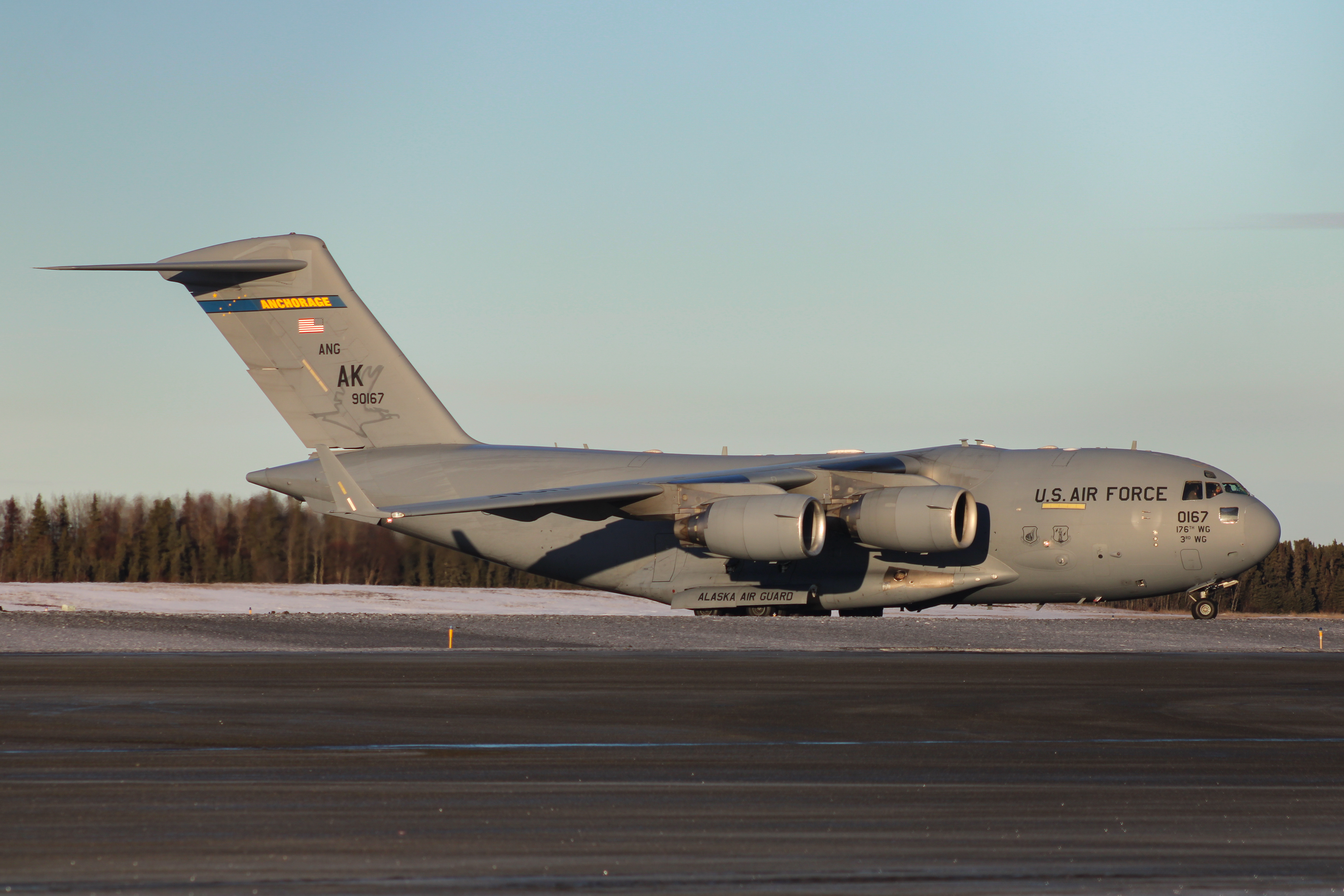 Full size: USAF - United States Air Force Boeing C-17 Globemaster III 99-0167 at Kenai Municipal Airport