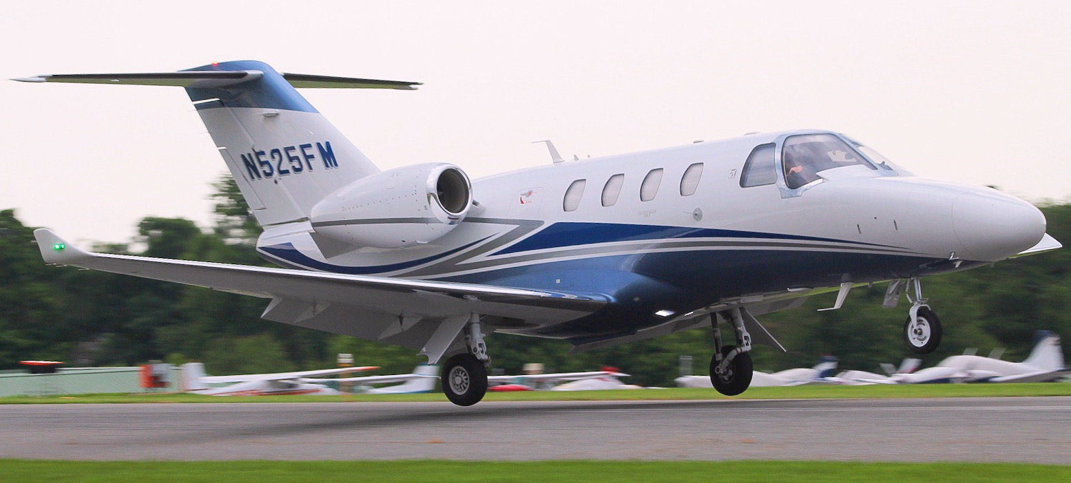 Full size: PRIVATE Cessna Citation 525 N525FM at Brandywine Regional Airport