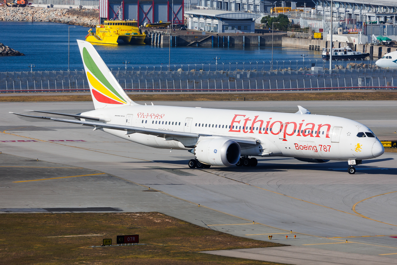 Full size: Ethiopian Airlines Boeing 787-8 ET-AOT at Hong Kong International Airport