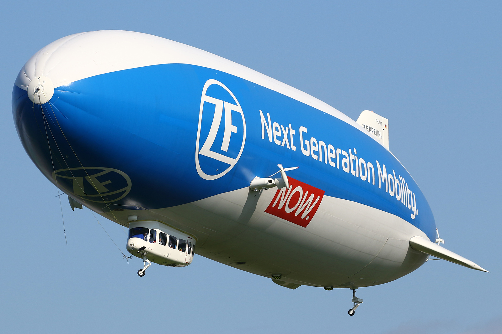 Full size: Deutsche Zeppelin Reederei Zeppelin NT N07 D-LZNT at Friedrichshafen Airport