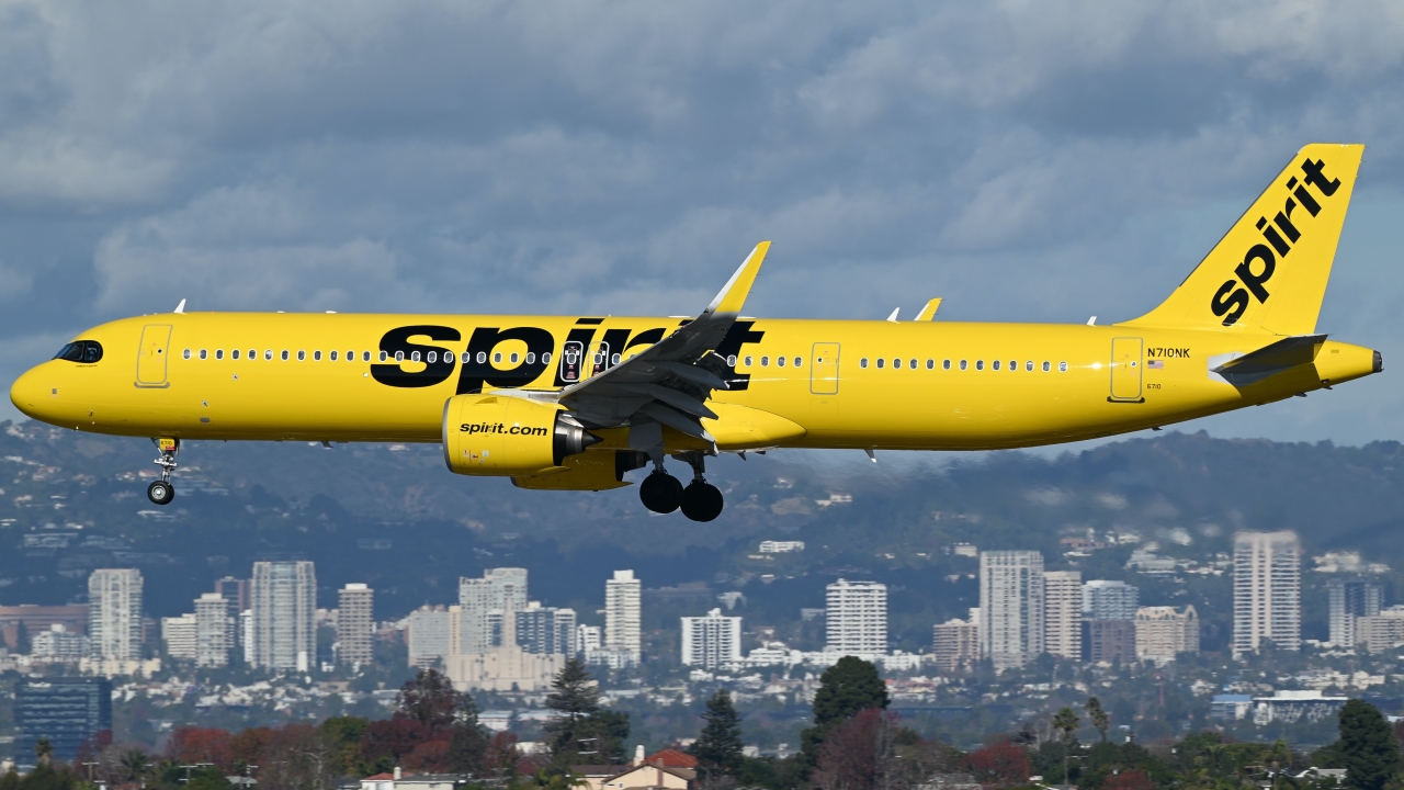 Full size: Spirit Airlines A321NEO N710NK at Los Angeles International Airport