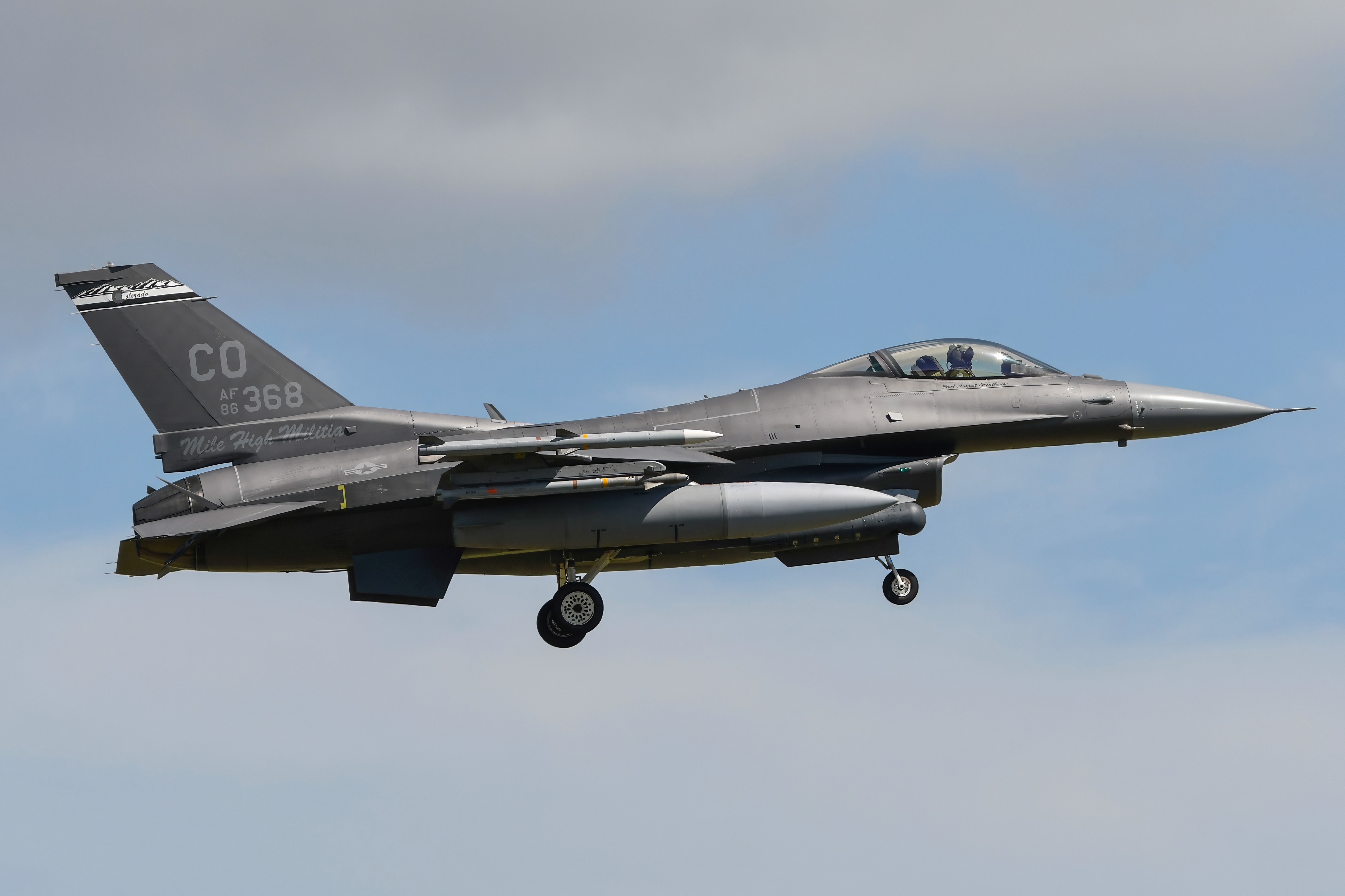 Full size: Air National Guard General Dynamics F-16 Fighting Falcon 86-0368 at Langley Air Force Base