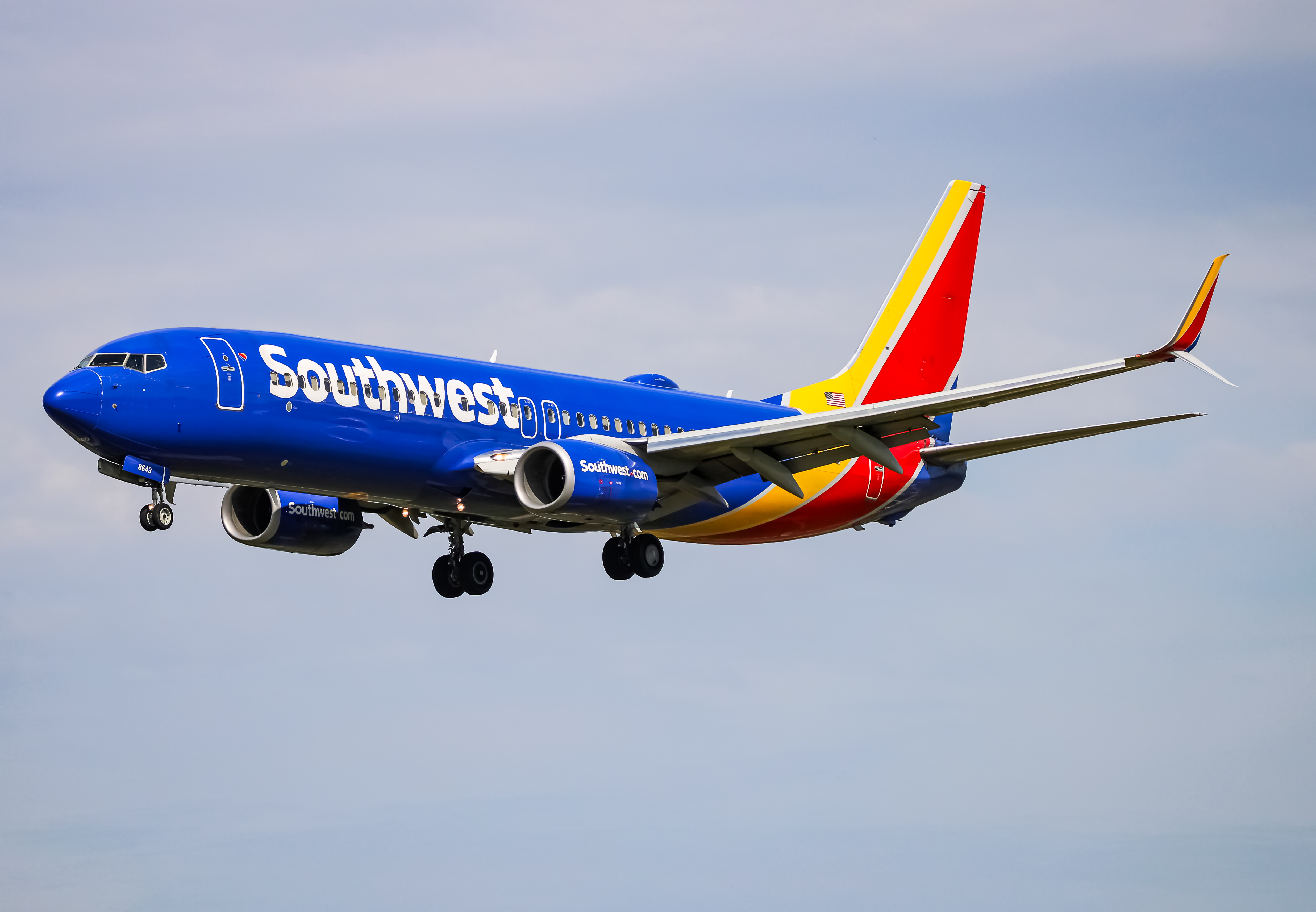 Full size: Southwest Airlines Boeing 737-800 N8643A at Baltimore/Washington International Thurgood Marshall Airport