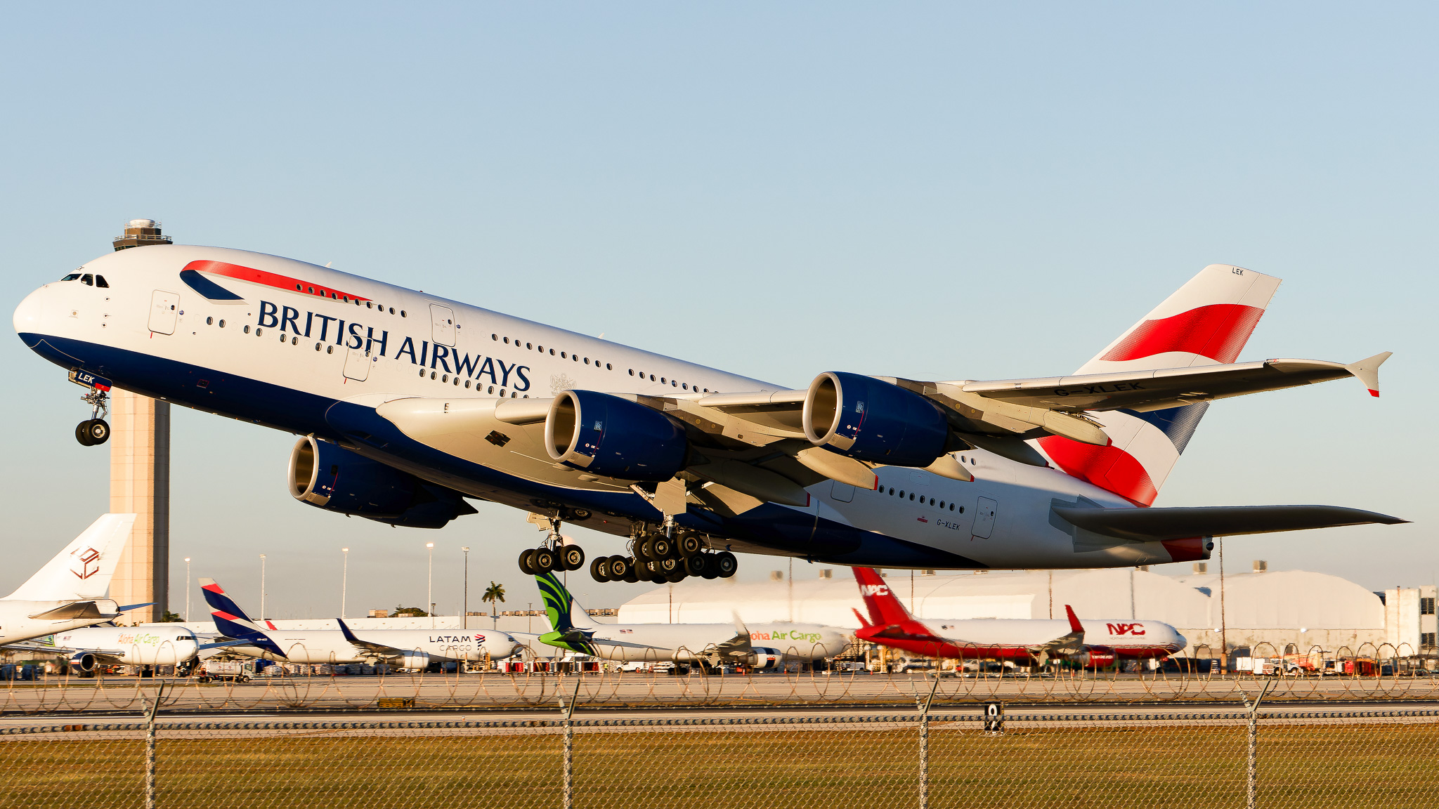 Full size: British Airways Airbus A380-800 G-XLEK at Miami International Airport