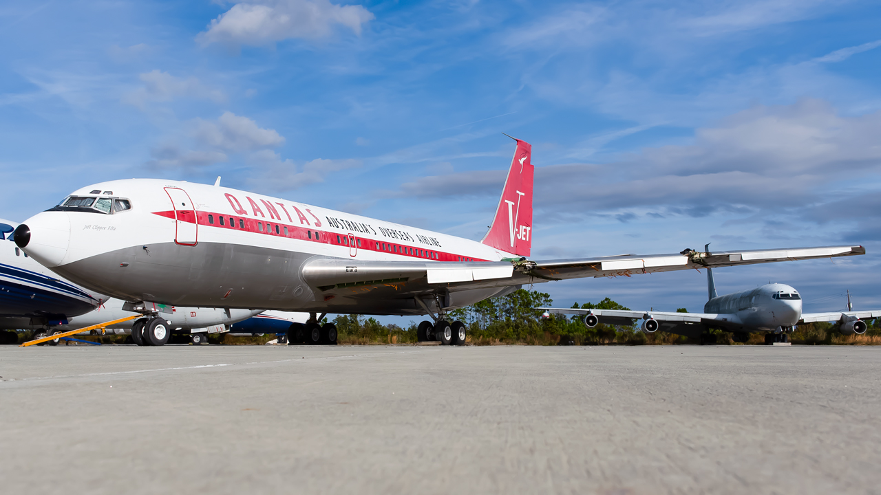 Full size: Jett Clipper Johnny Boeing 707 N707JT at Brunswick Golden Isles Airport