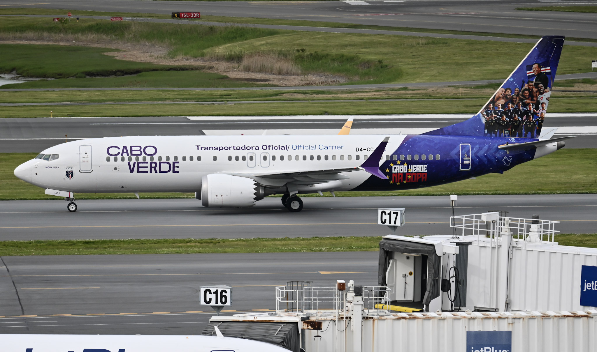 Full size: Cabo Verde Airlines Boeing 737 MAX 8 D4-CCJ at General Edward Lawrence Logan International Airport
