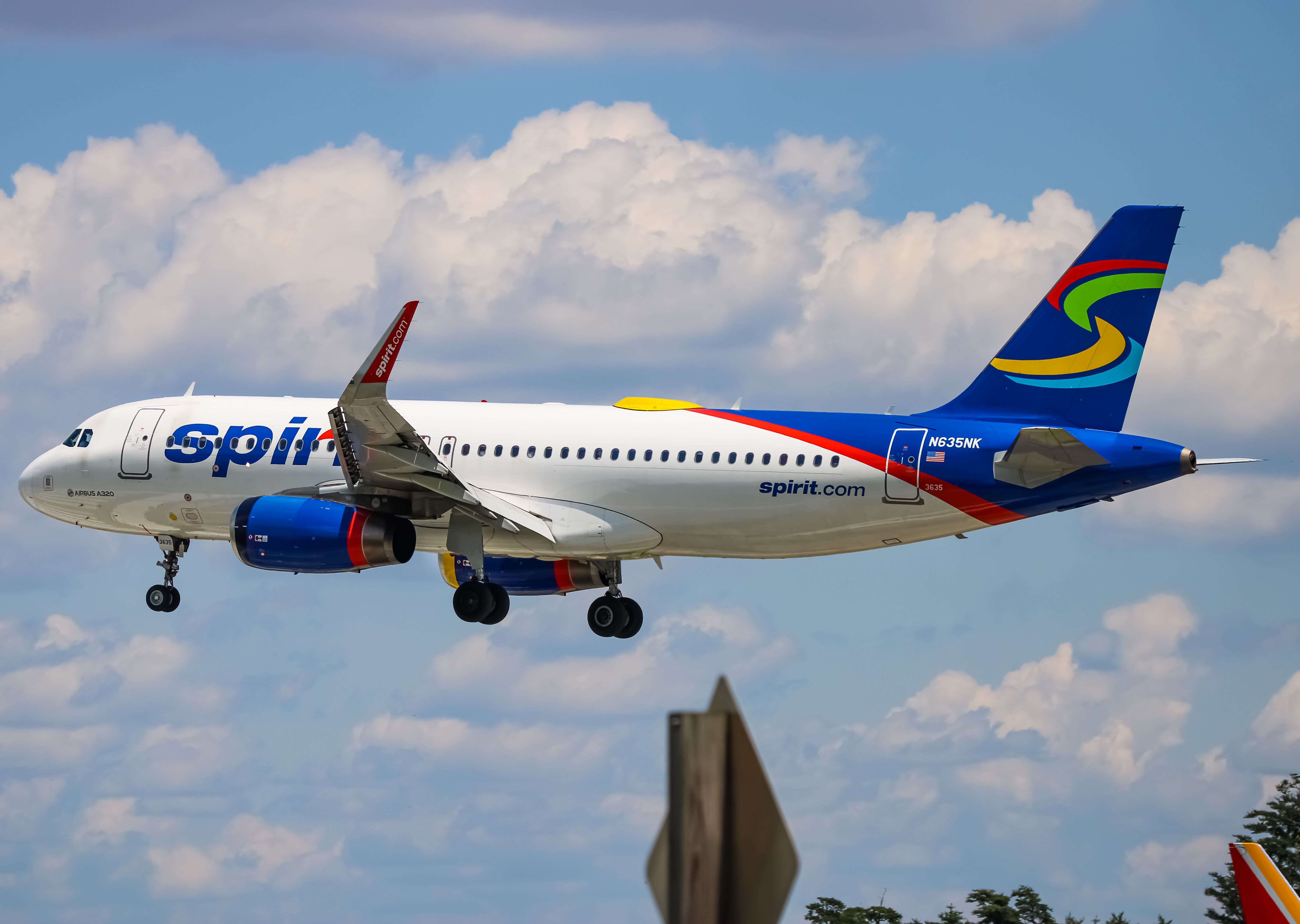 Full size: Spirit Airlines Airbus A320 N635NK at Baltimore/Washington International Thurgood Marshall Airport