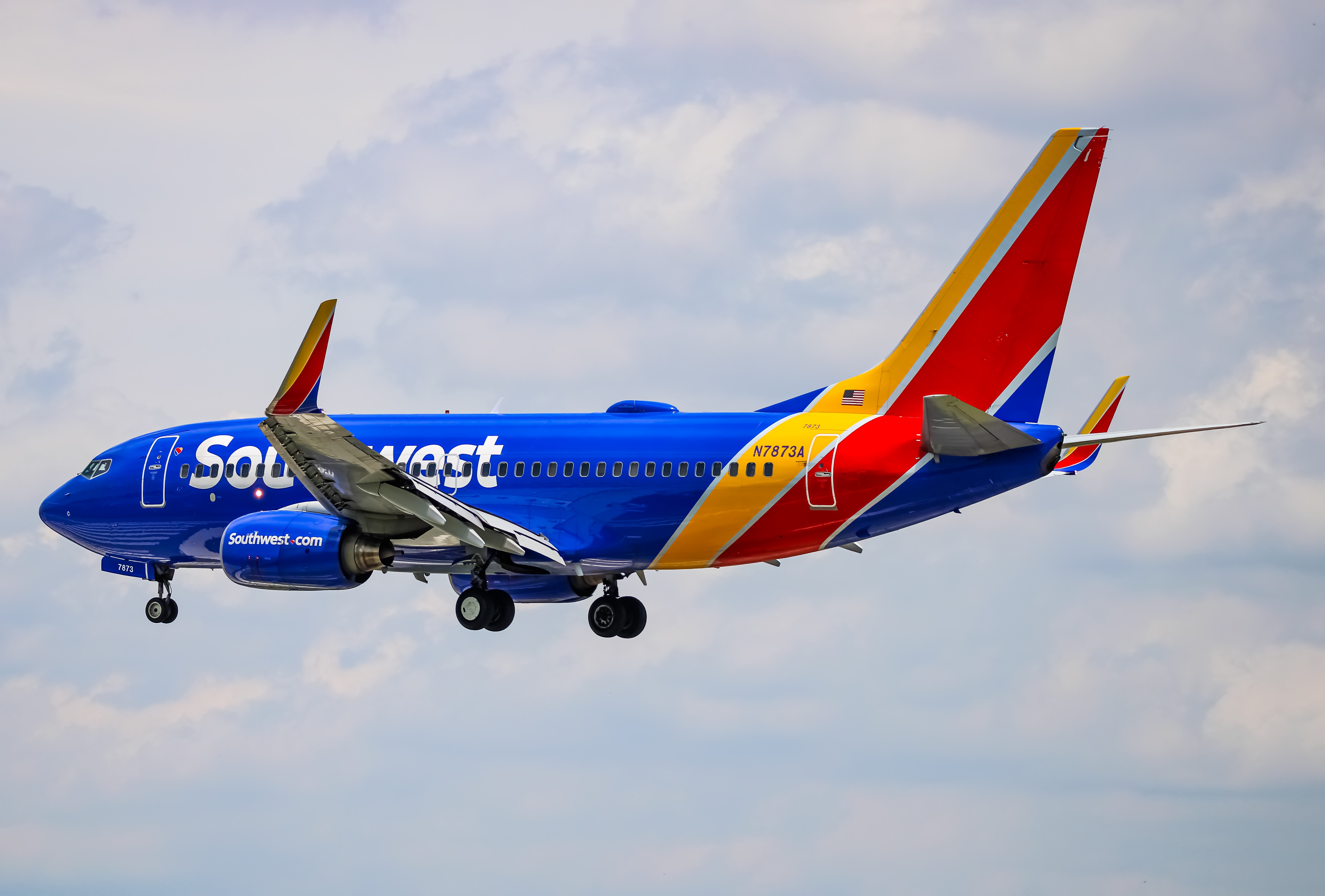 Full size: Southwest Airlines Boeing 737-700 N7873A at Baltimore/Washington International Thurgood Marshall Airport