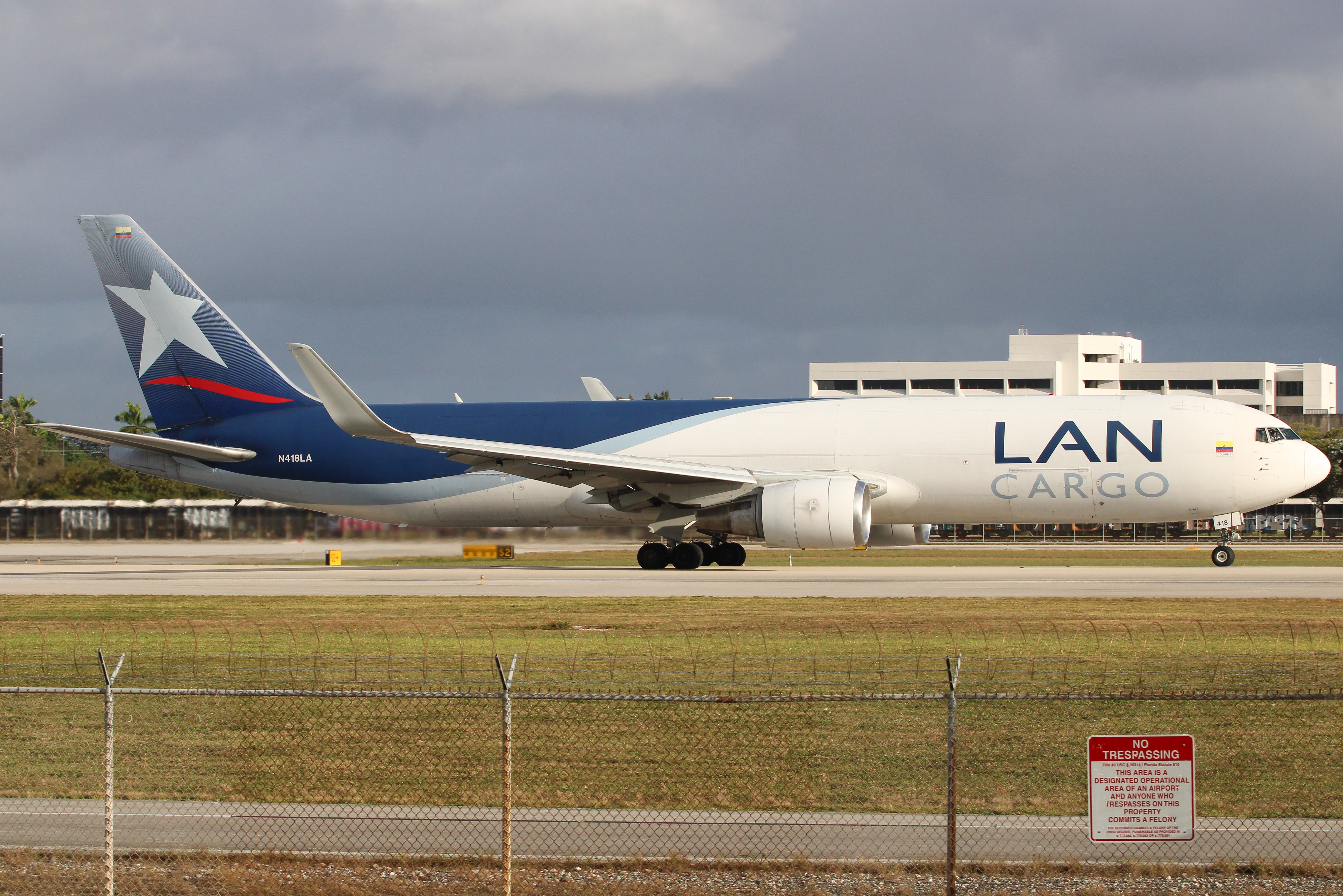 Full size: LATAM Cargo  Boeing 767-300F N418LA at Miami International Airport