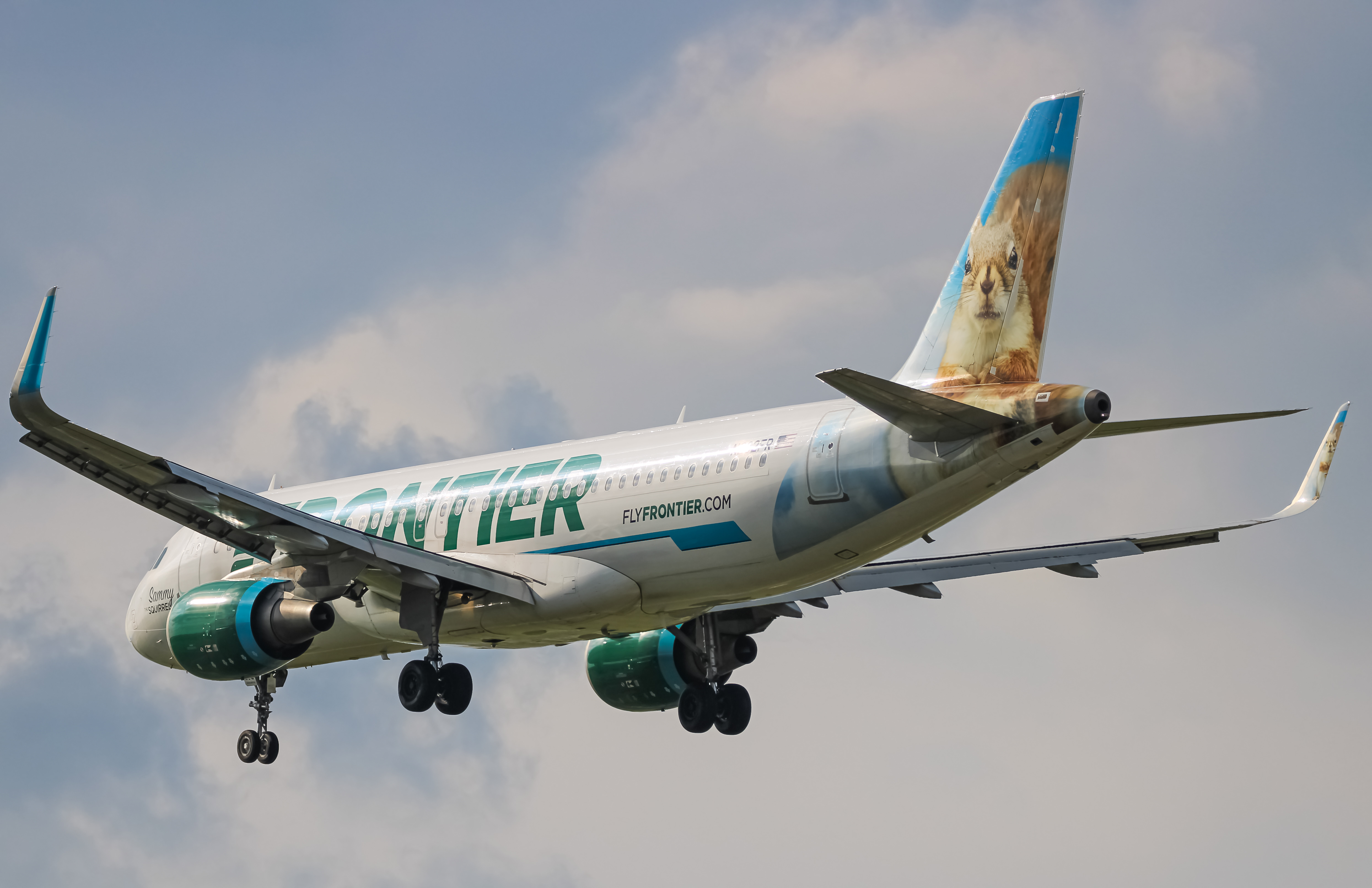 Full size: Frontier Airlines Airbus A320 N232FR at Baltimore/Washington International Thurgood Marshall Airport