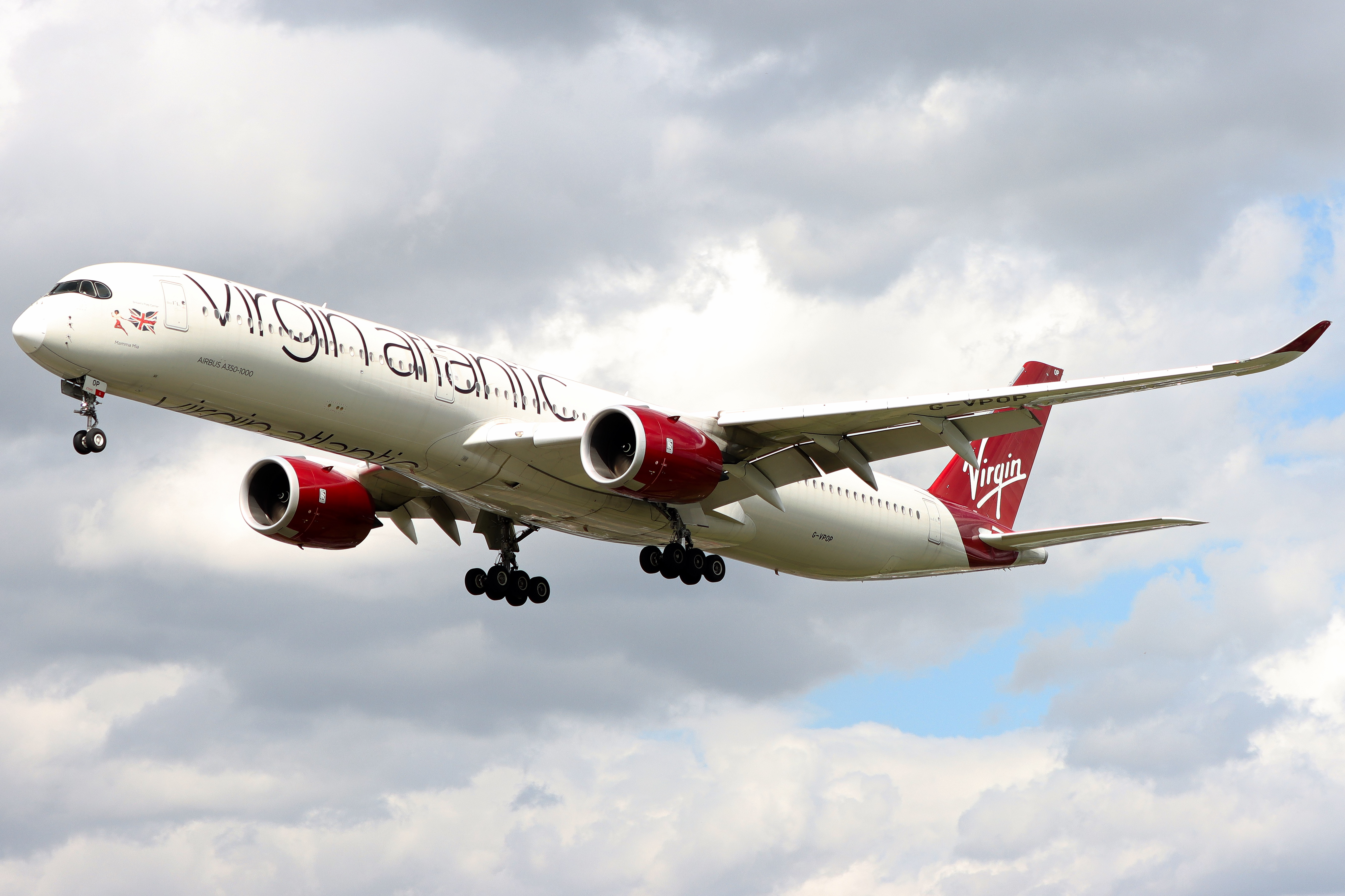 Full size: Virgin Atlantic  Airbus A350-1000 G-VPOP at London Heathrow International Airport
