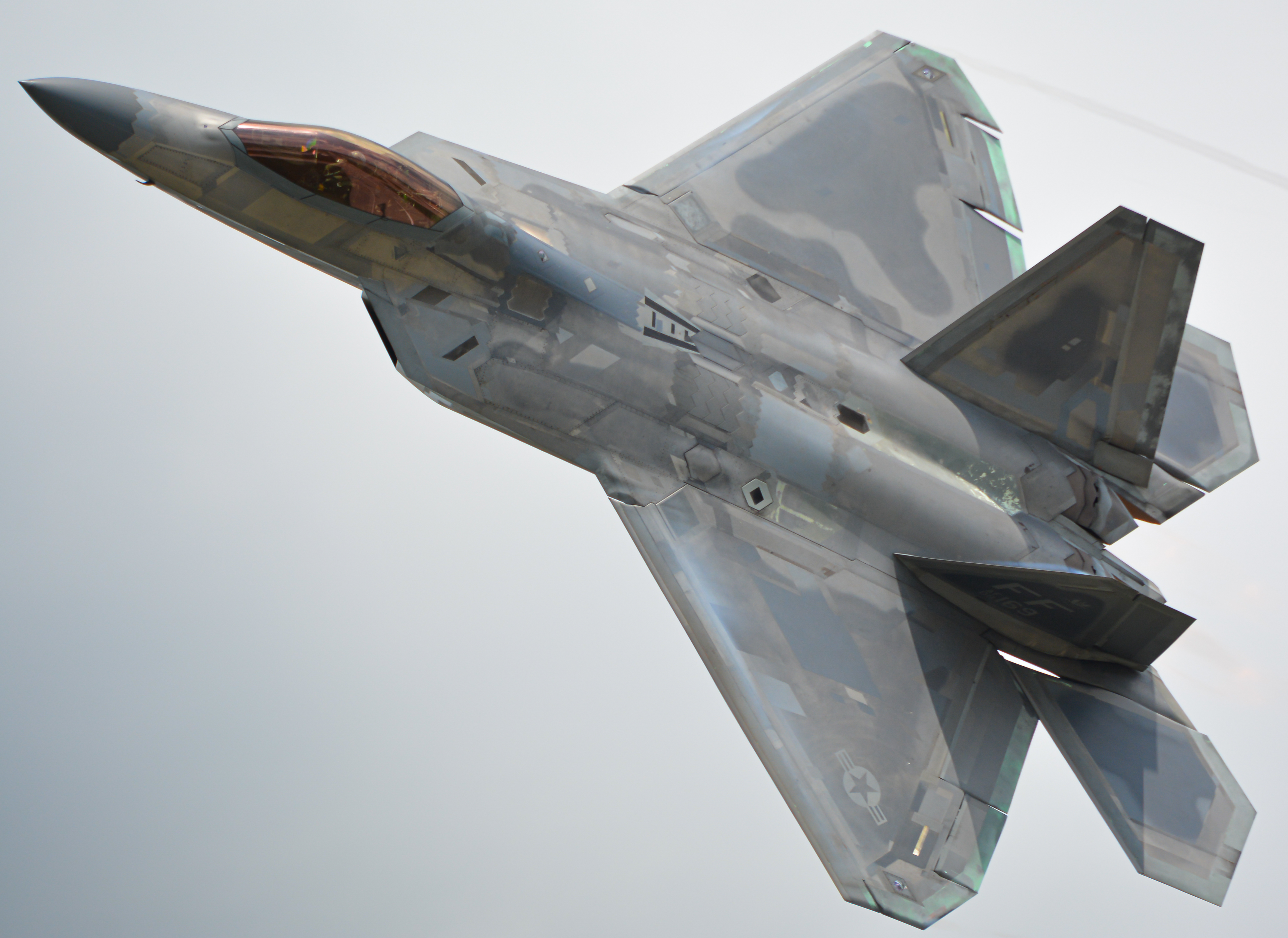 Full size: USAF - United States Air Force Lockheed Martin F-22A Raptor 08-4169 at James M Cox Dayton International Airport