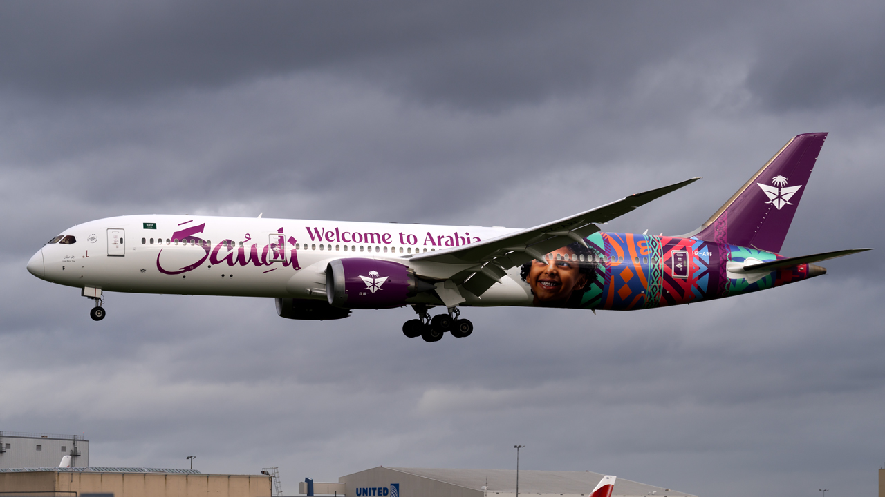Full size: Saudia Boeing 787-9 HZ-ARF at London Heathrow International Airport