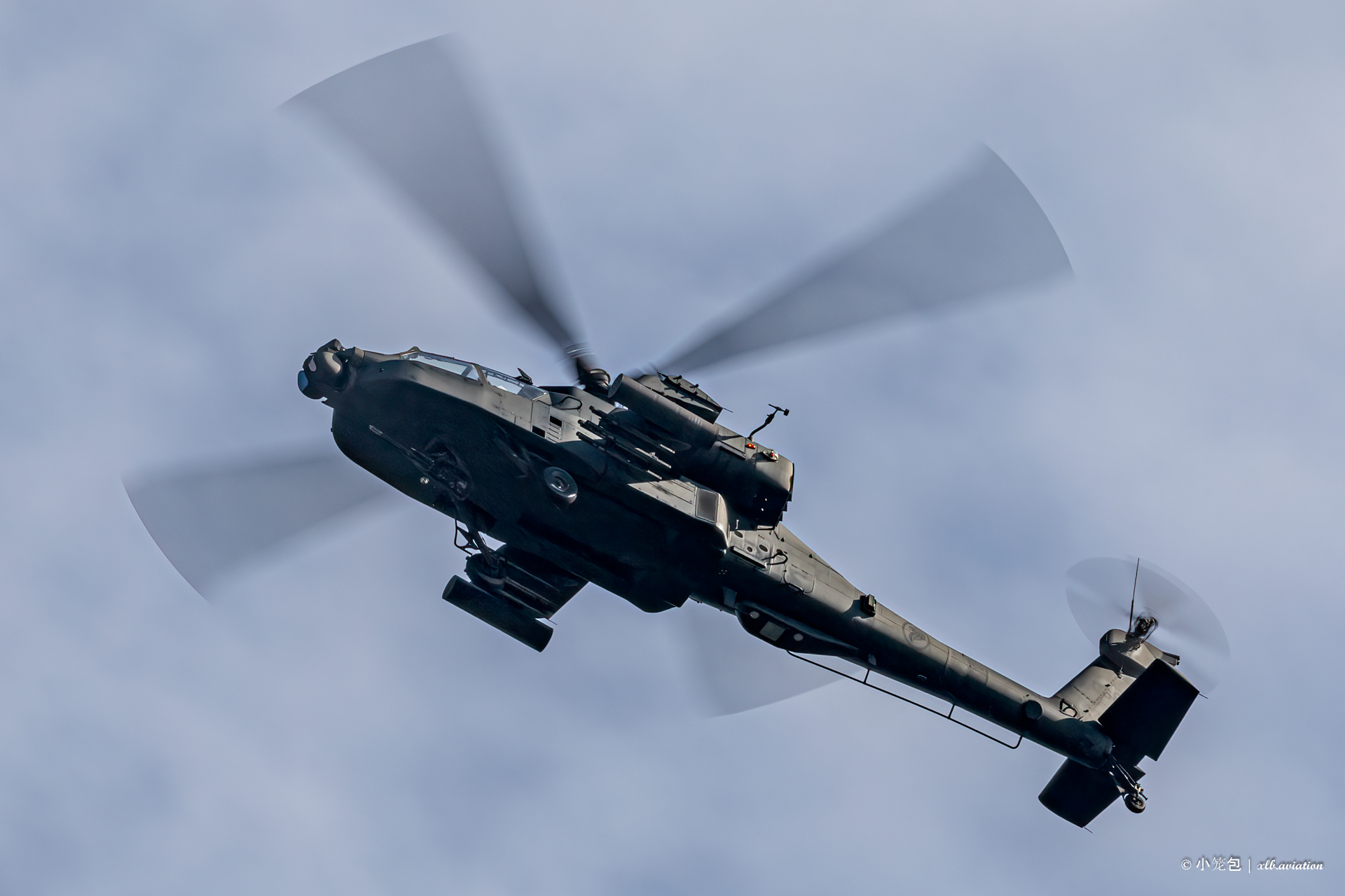 Full size: RSAF Boeing AH-64D Apache 068 at Paya Lebar AB