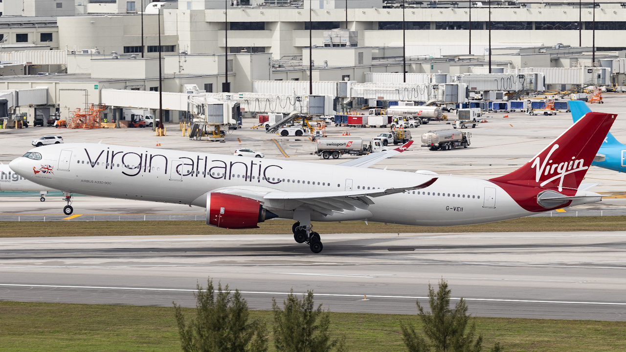 Full size: Virgin Atlantic Airbus A330-900 G-VEII at Miami International Airport