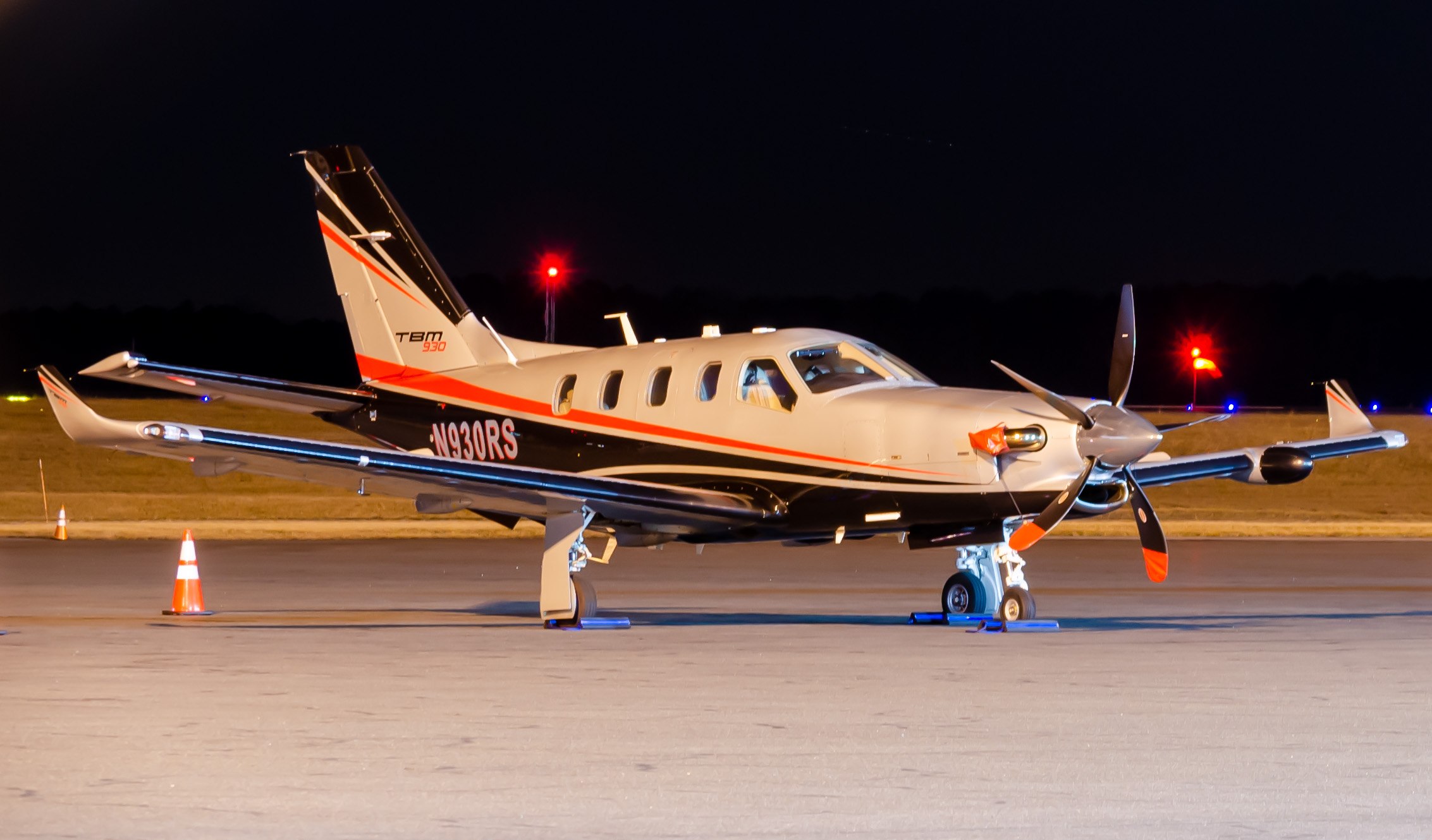Full size: TBM Socata TBM-930 N930RS at Atlantic City International Airport