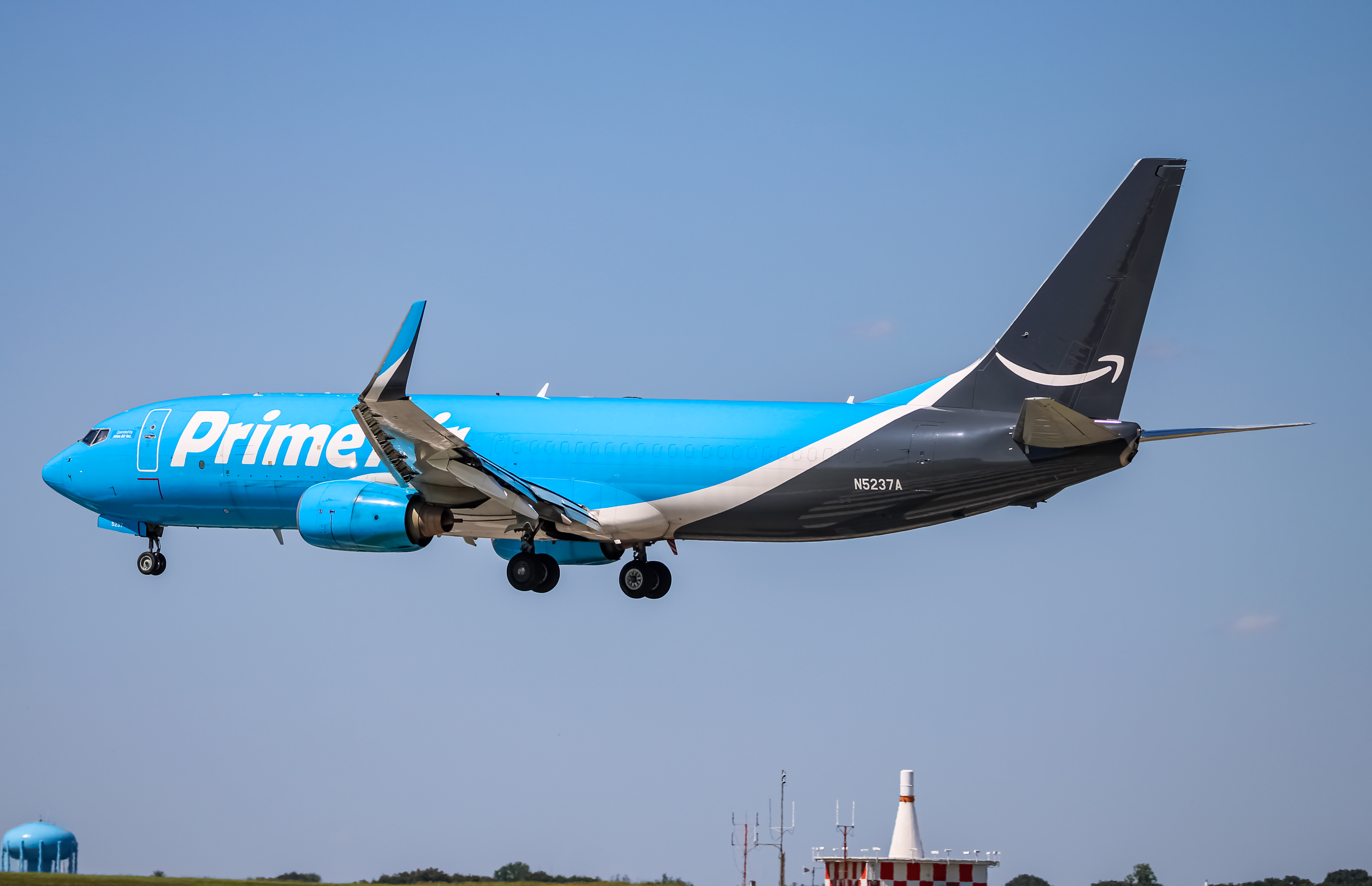 Full size: Prime Air Boeing 737-800 N5237A at Baltimore/Washington International Thurgood Marshall Airport