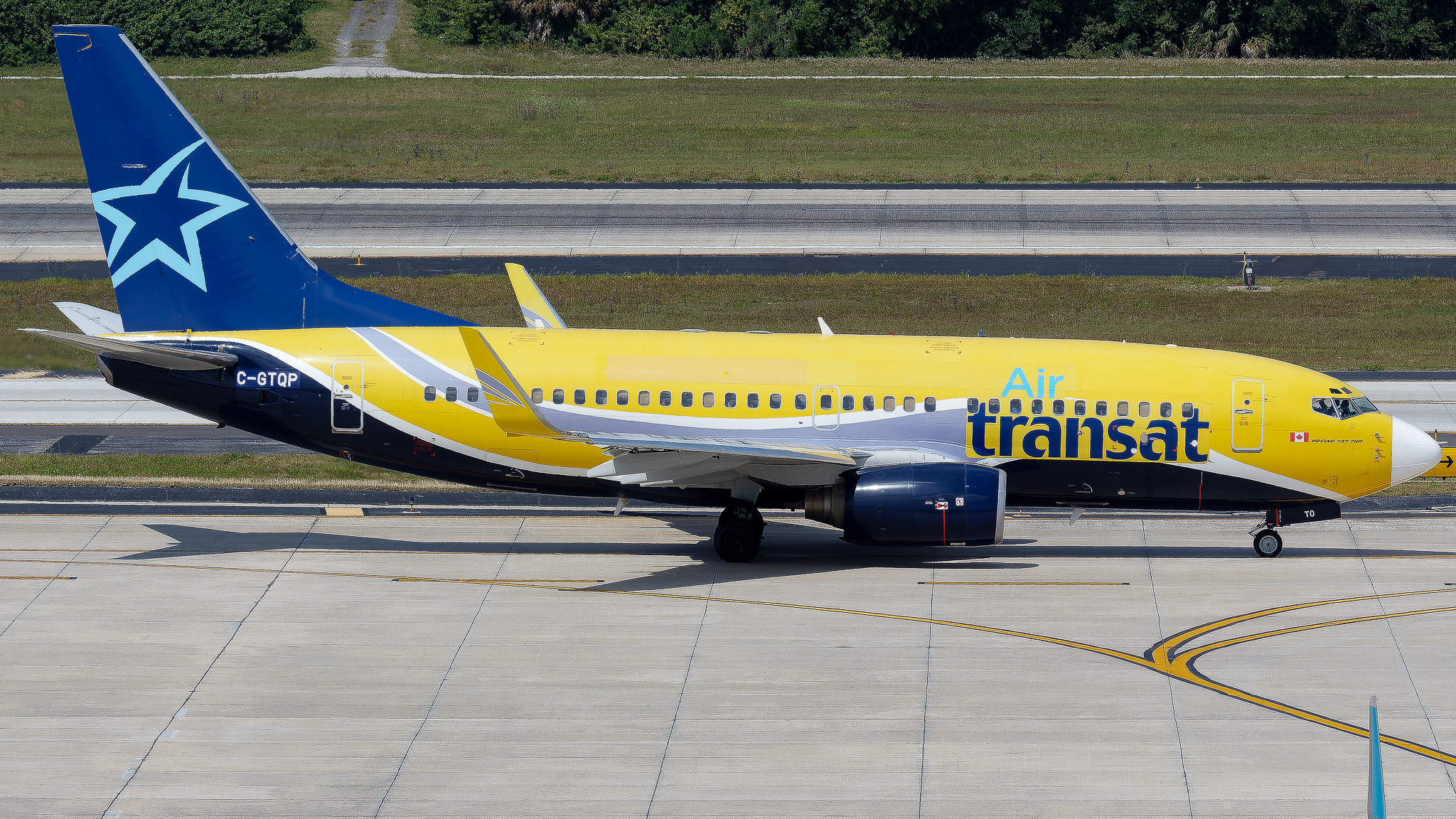 Full size: Air Transat Boeing 737-700 C-GTQP at Tampa International Airport