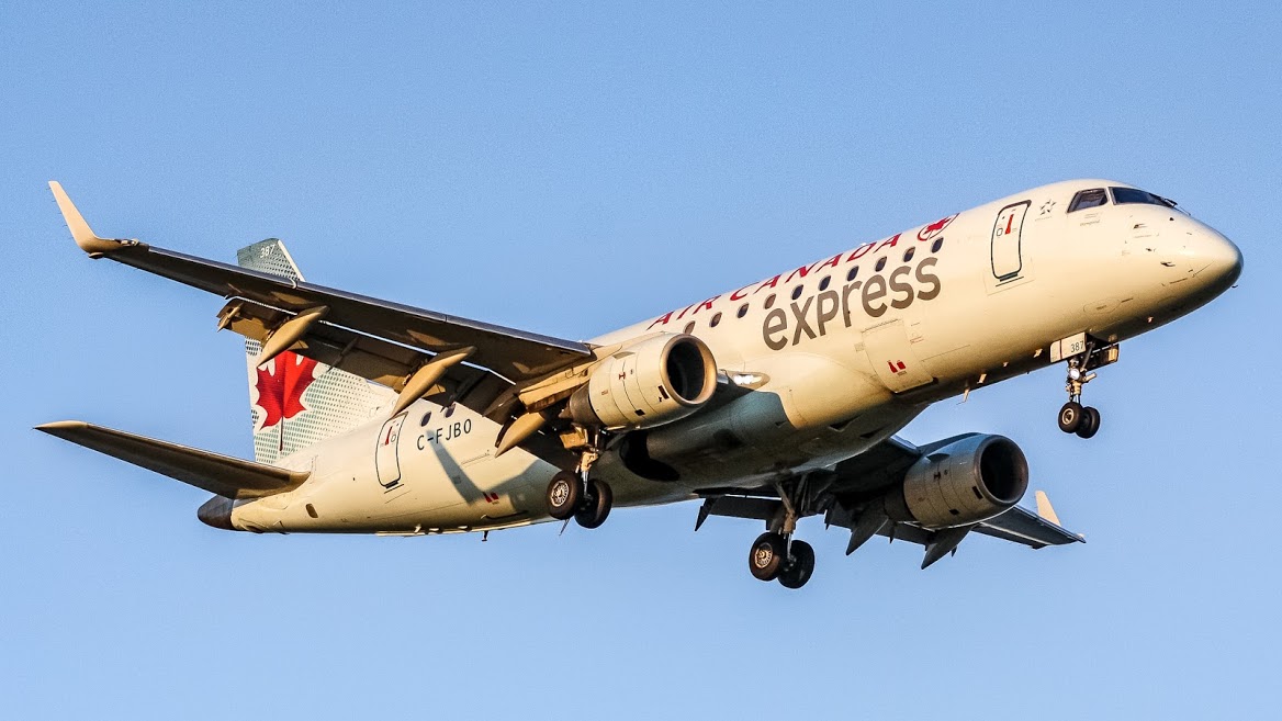 Full size: Air Canada Embraer E175 C-FJBO at Ronald Reagan National Airport