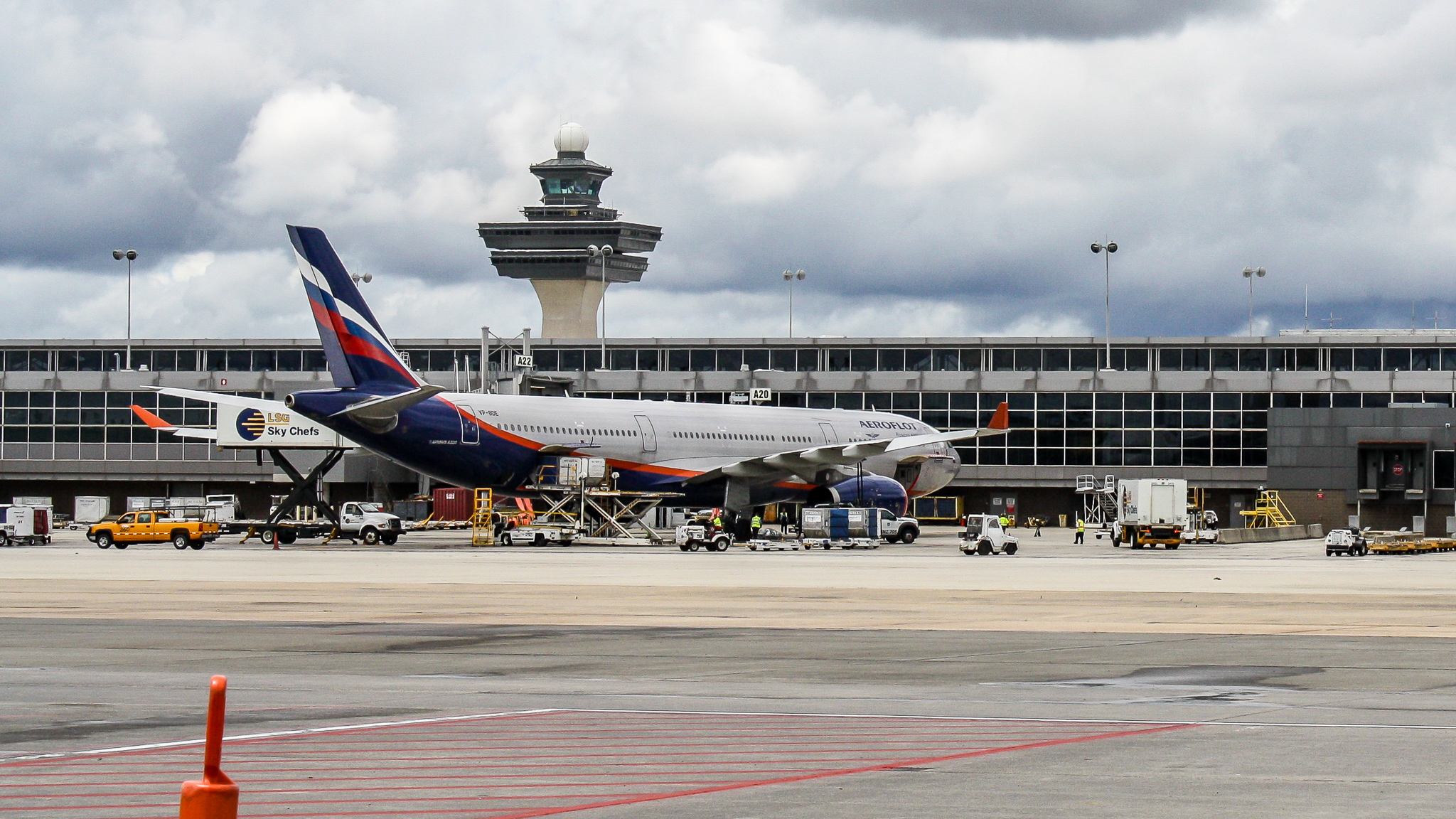 Full size: Aeroflot Airbus A330-300 VP-BDE at Washington Dulles International Airport