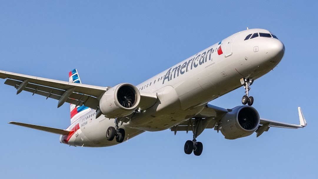 Full size: American Airlines A321NX N405AN at Ronald Reagan National Airport
