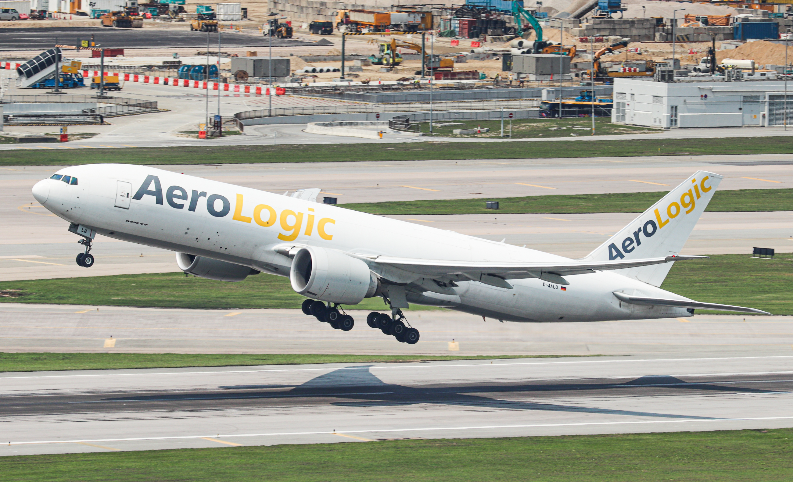 Full size: AeroLogic Boeing 777-F D-AALG at Hong Kong International Airport