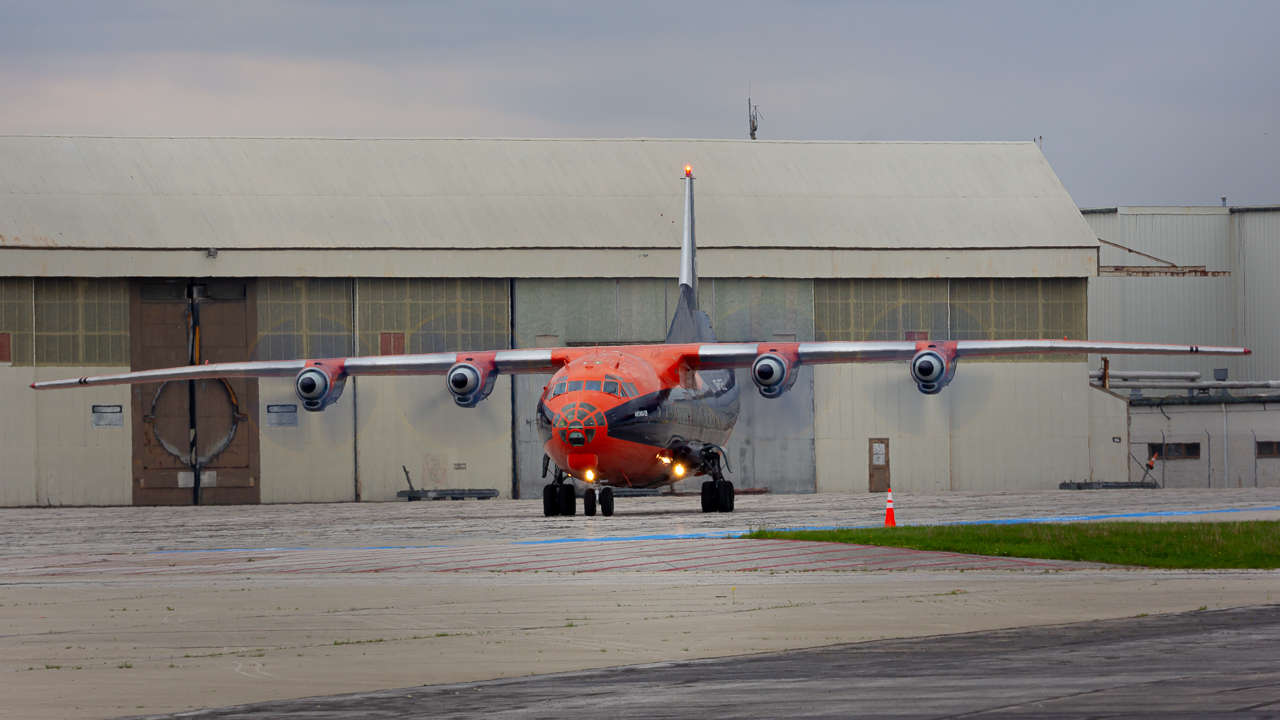 Full size: Cavok Air Antonov An-12 UR-CEZ at Rickenbacker International Airport