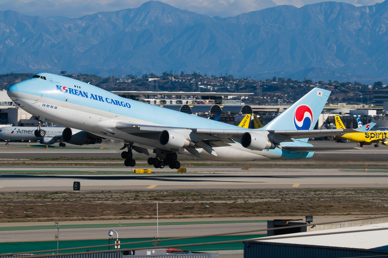 Full size: Korean Air Cargo Boeing 747-400F HL7601 at Los Angeles International Airport