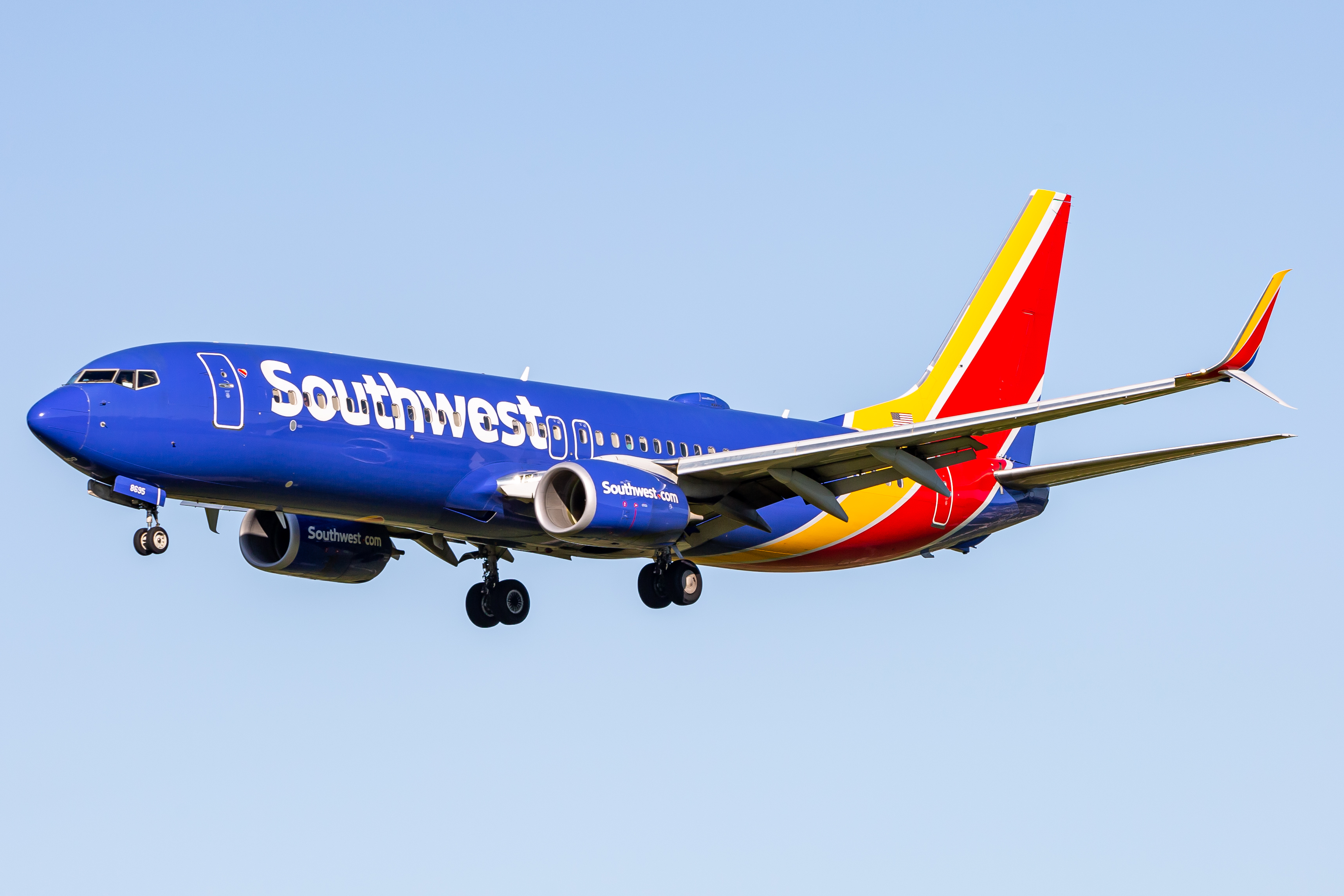 Full size: Southwest Airlines Boeing 737-800 N8595D at Baltimore/Washington International Thurgood Marshall Airport