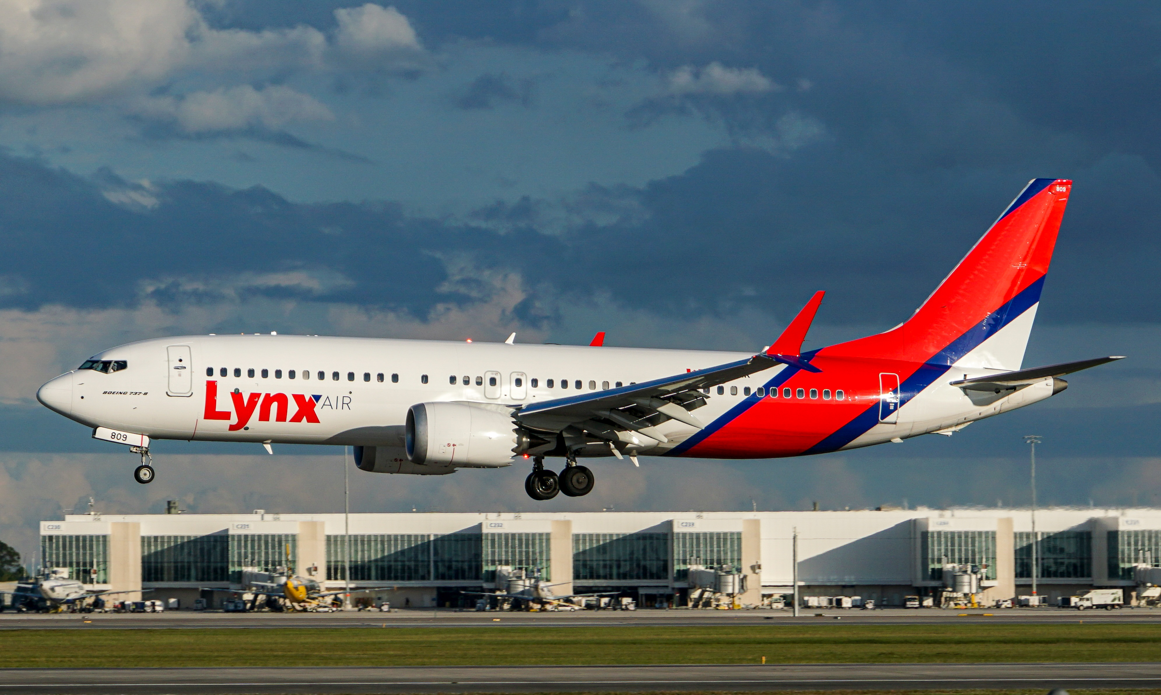 Full size: Lynx Air International Boeing 737 MAX 8 C-GJHK at Orlando International Airport