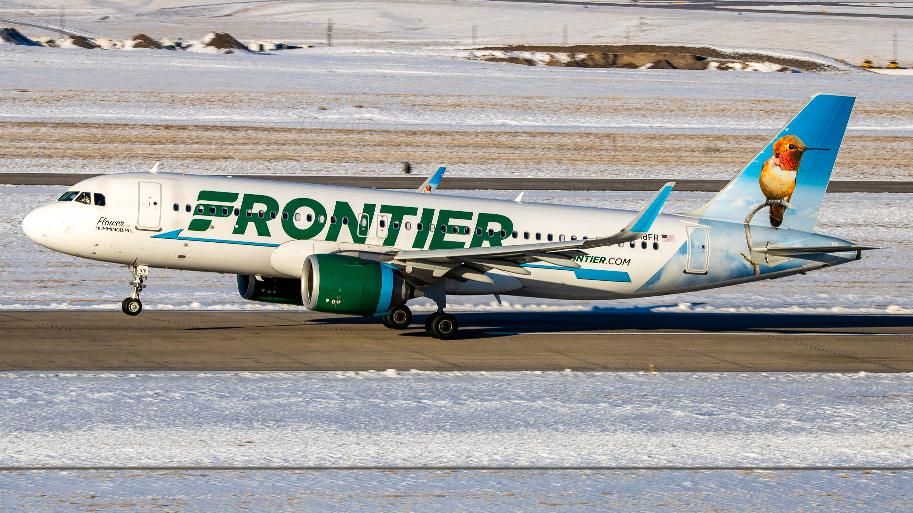 Full size: Frontier Airlines Airbus A320NEO N318FR at Denver International Airport