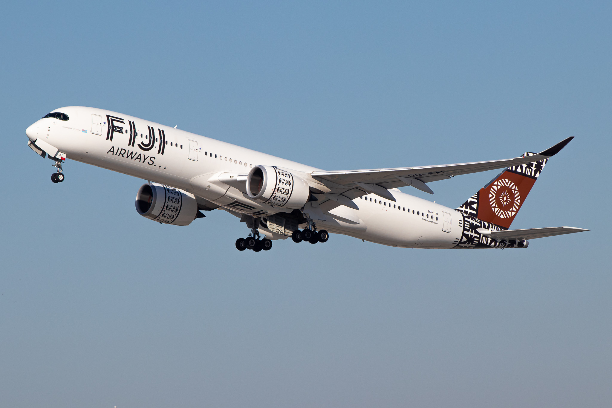 Full size: Fiji Airways Airbus A350-900 DQ-FAI at Los Angeles International Airport