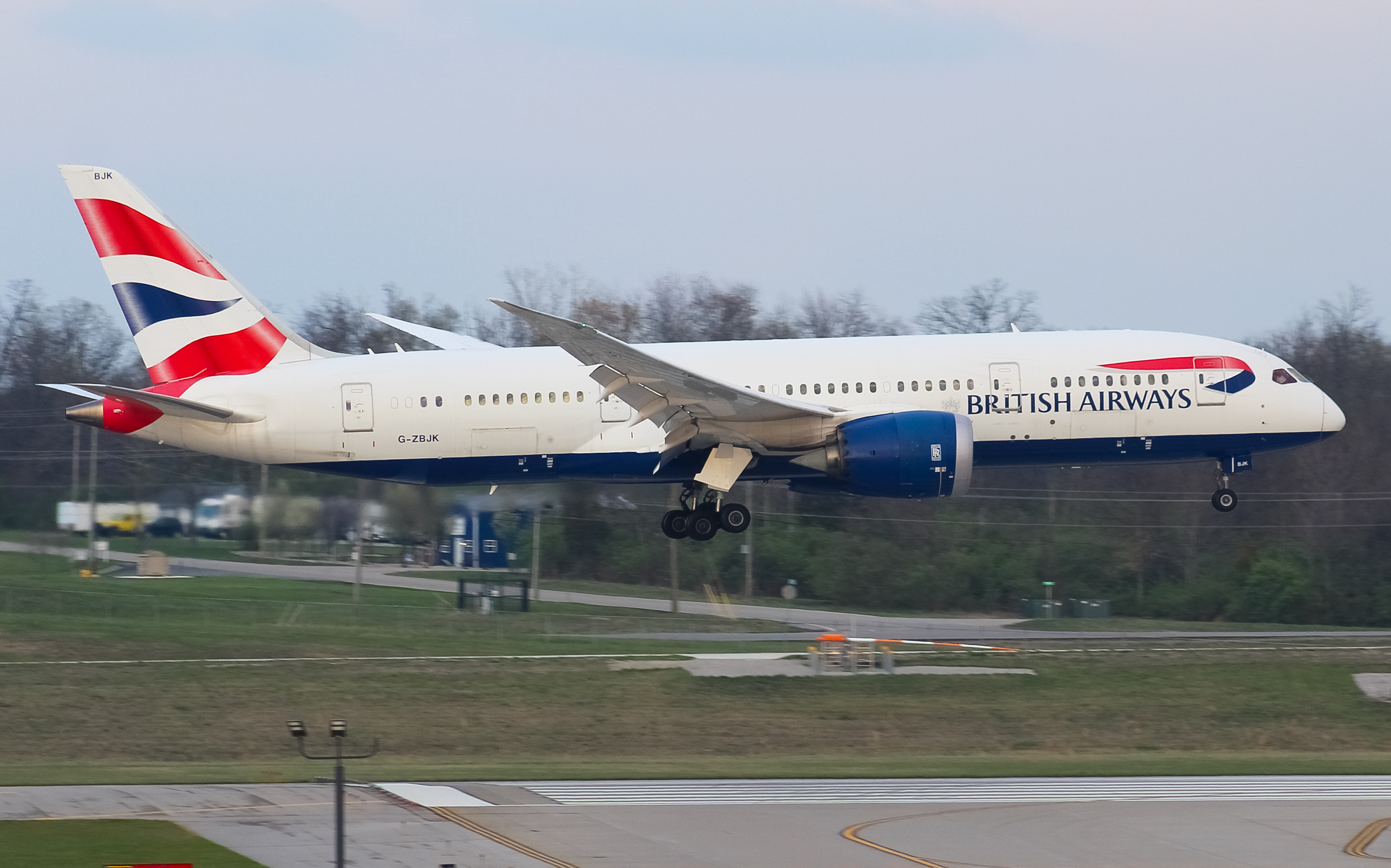 Full size: British Airways Boeing 787-8 G-ZBJK at Cincinnati/Northern Kentucky International Airport