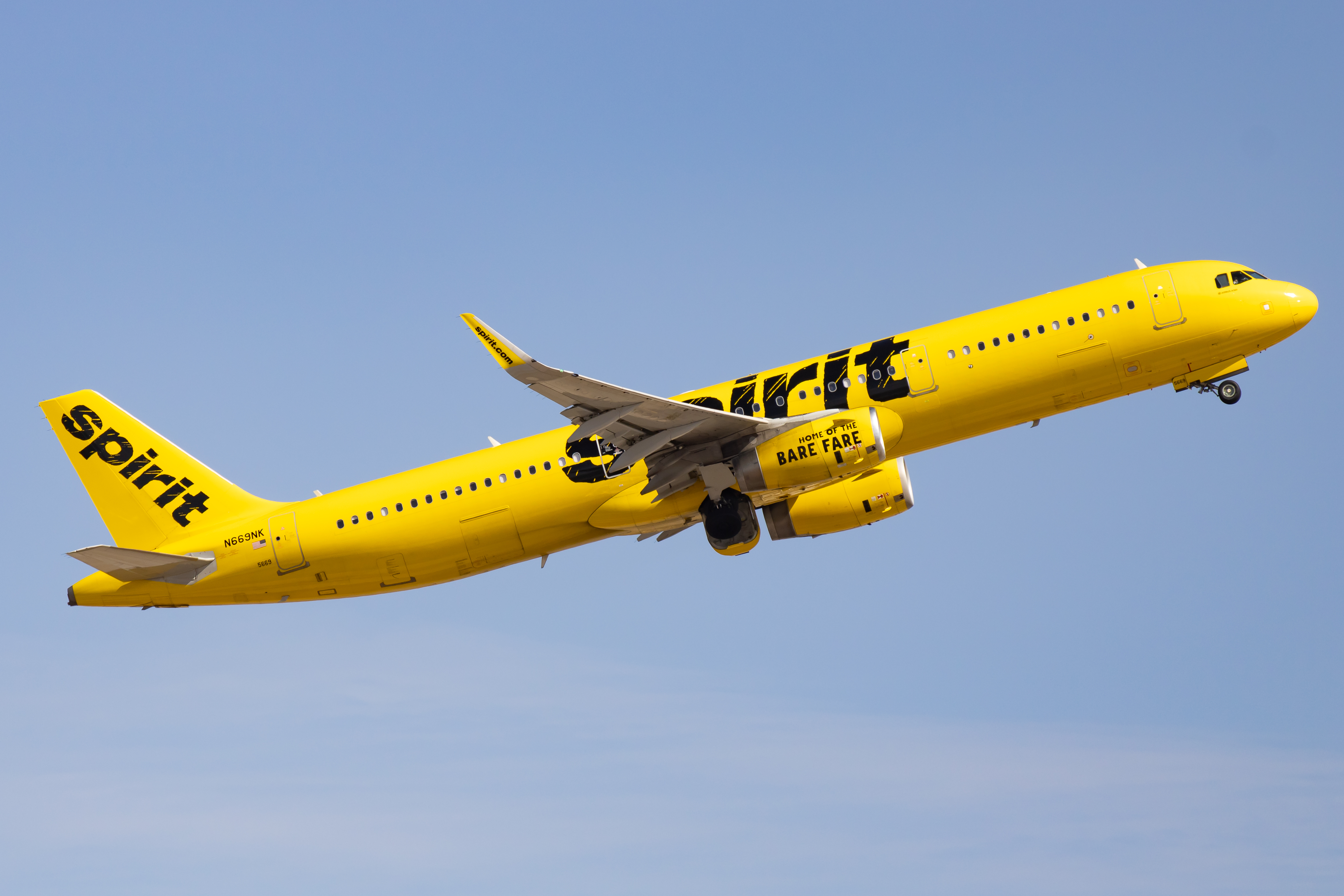 Full size: Spirit Airlines Airbus A321-200 N669NK at Phoenix Sky Harbor International Airport
