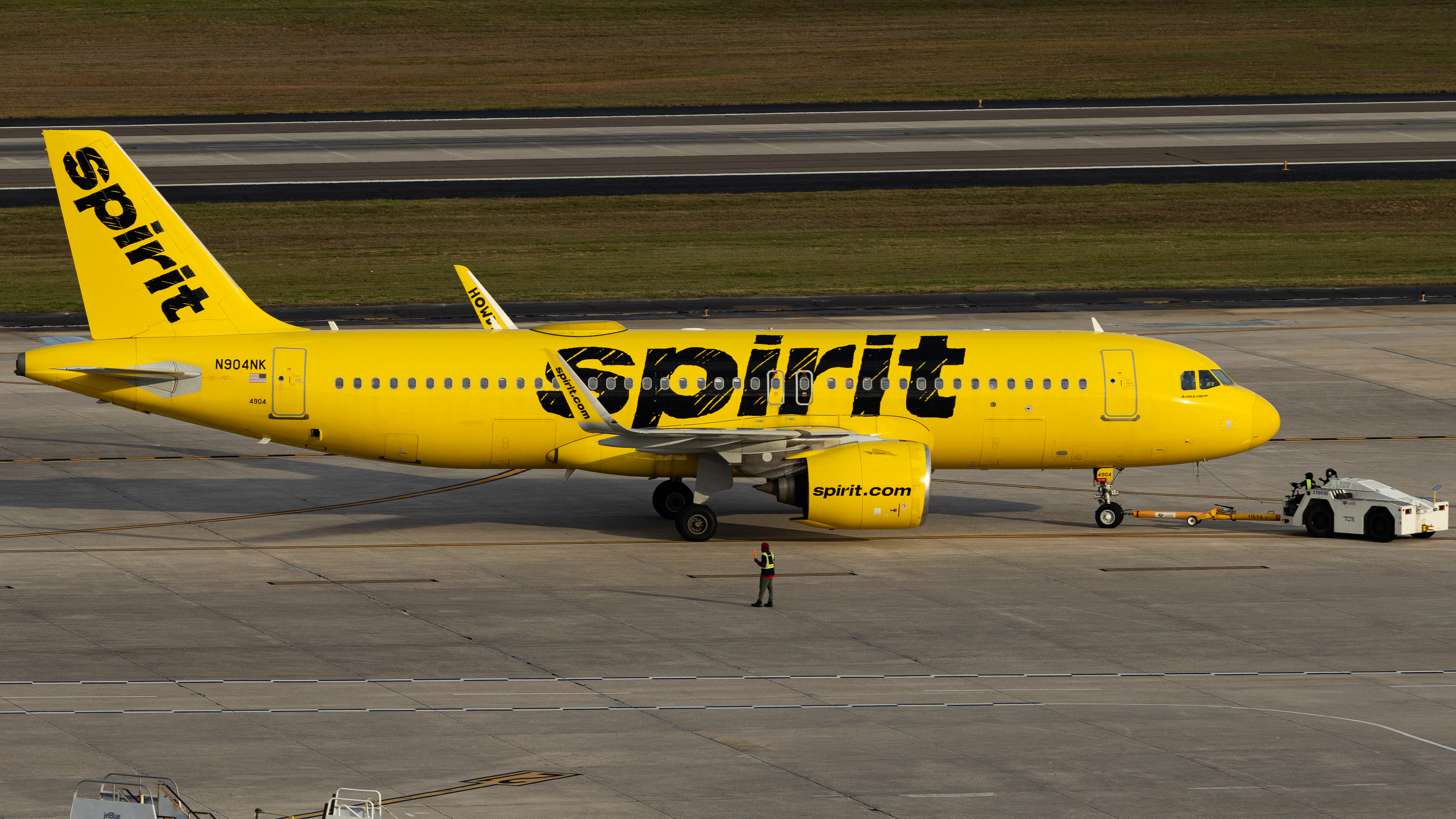 Full size: Spirit Airlines Airbus A320NEO N904NK at Tampa International Airport