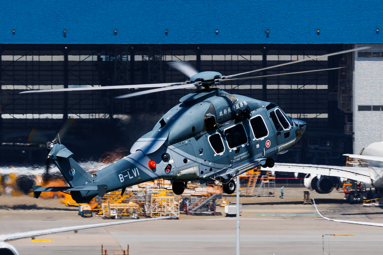 Full size: PRIVATE Airbus H175 B-LVI at Hong Kong International Airport
